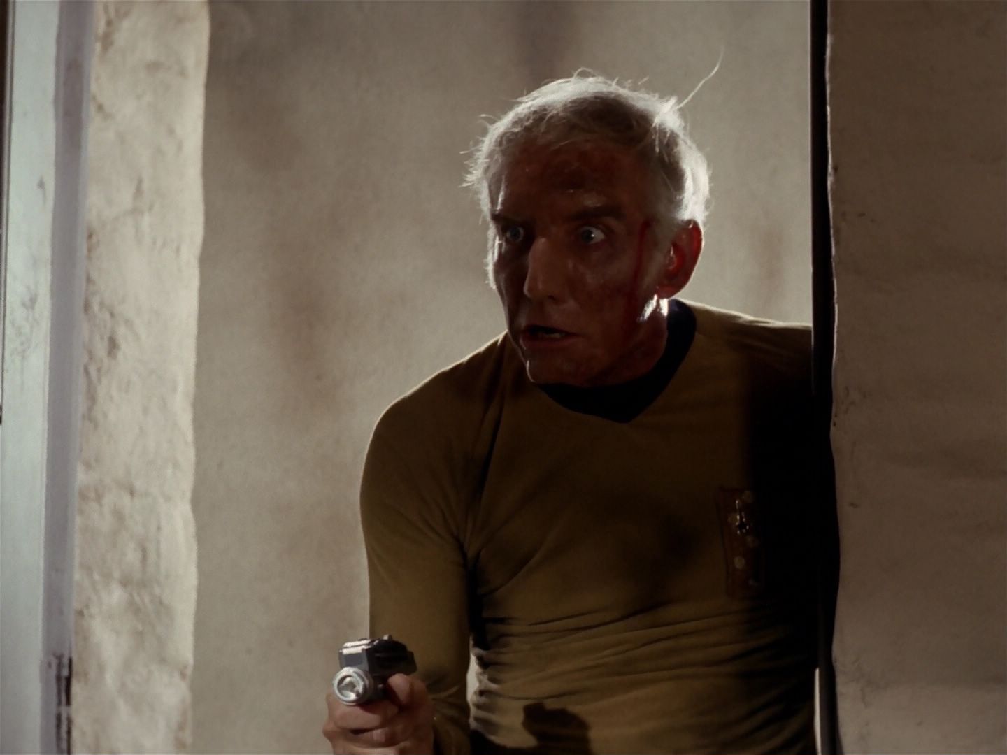 ariane179254_StarTrek_2x23_TheOmegaGlory_1945.jpg