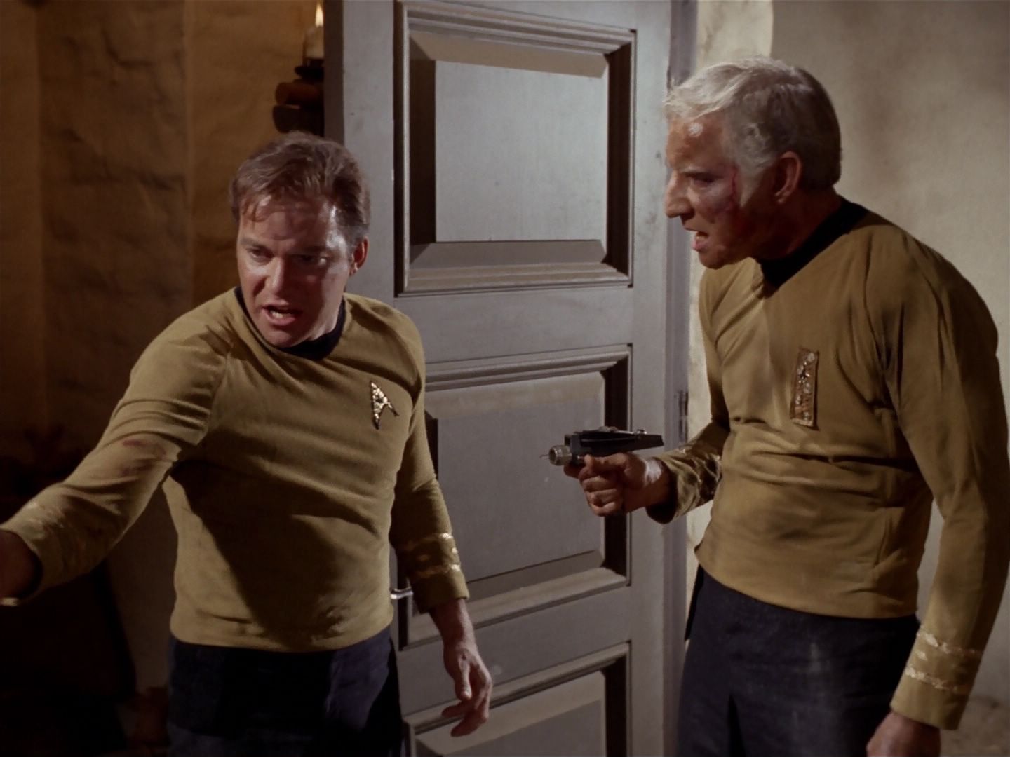 ariane179254_StarTrek_2x23_TheOmegaGlory_1987.jpg
