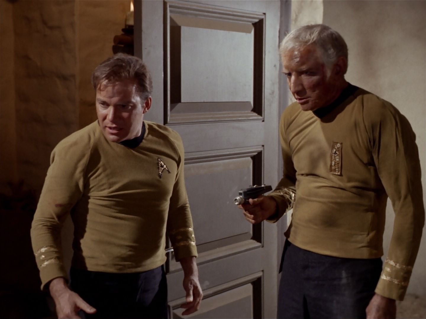 ariane179254_StarTrek_2x23_TheOmegaGlory_1989.jpg