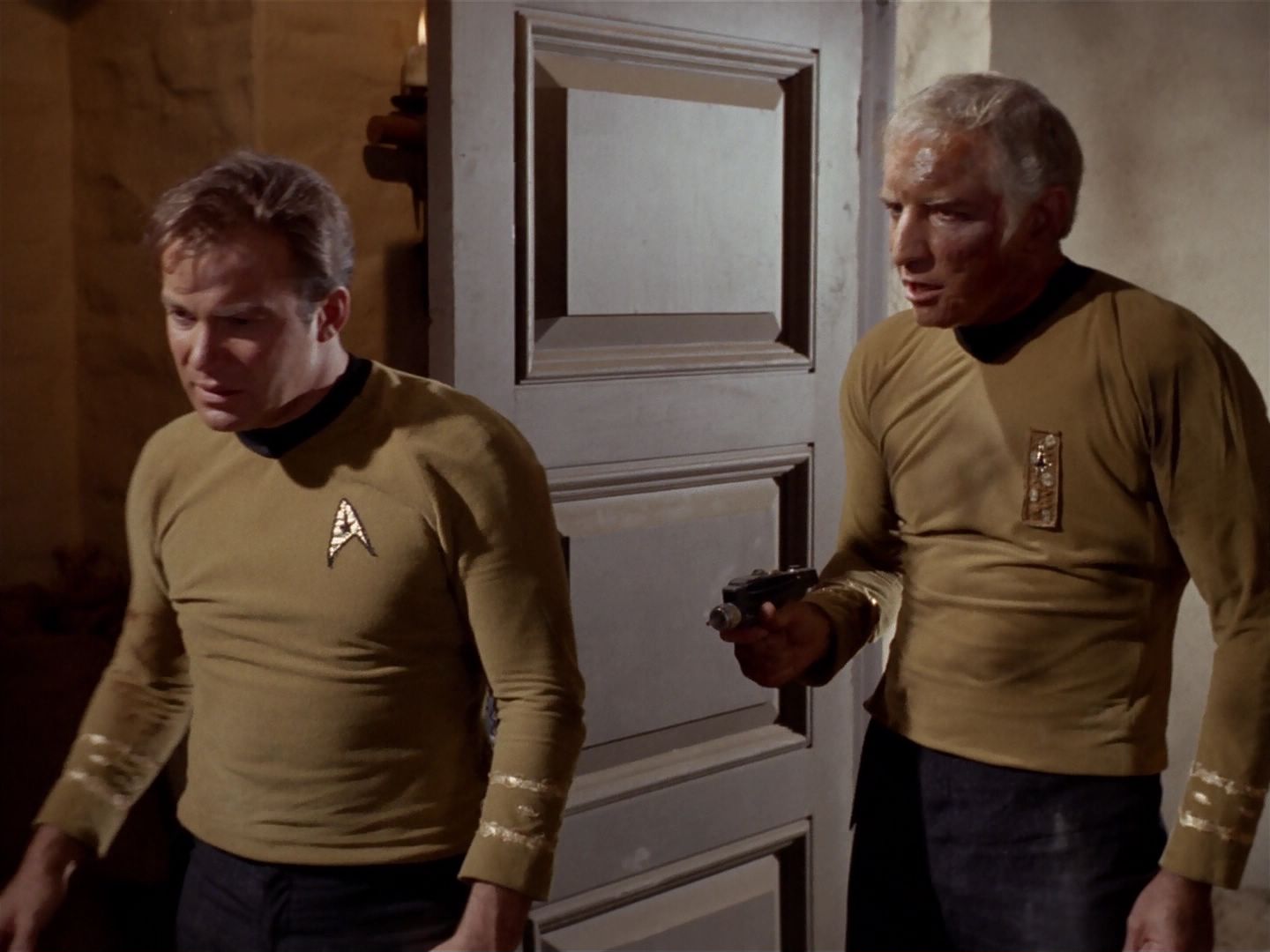 ariane179254_StarTrek_2x23_TheOmegaGlory_2008.jpg