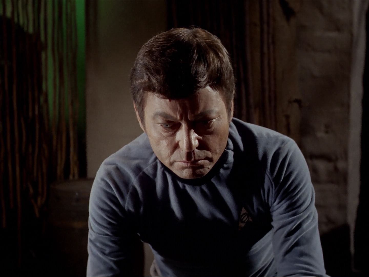 ariane179254_StarTrek_2x23_TheOmegaGlory_2020.jpg