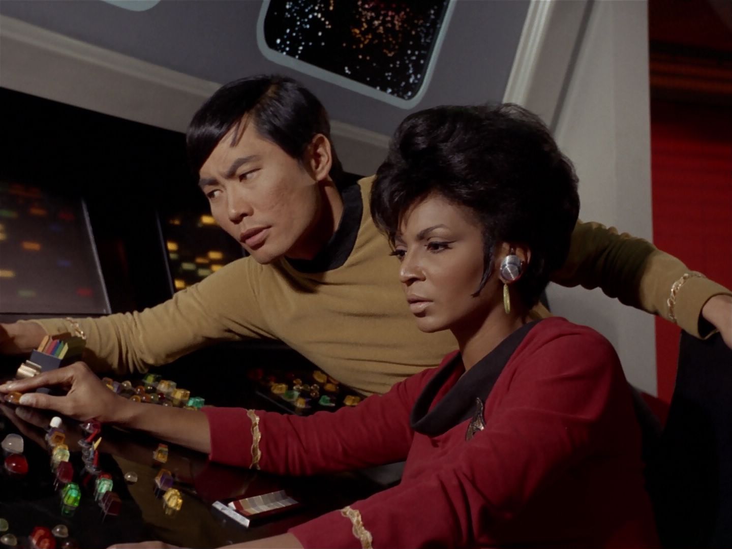 ariane179254_StarTrek_2x23_TheOmegaGlory_2112.jpg