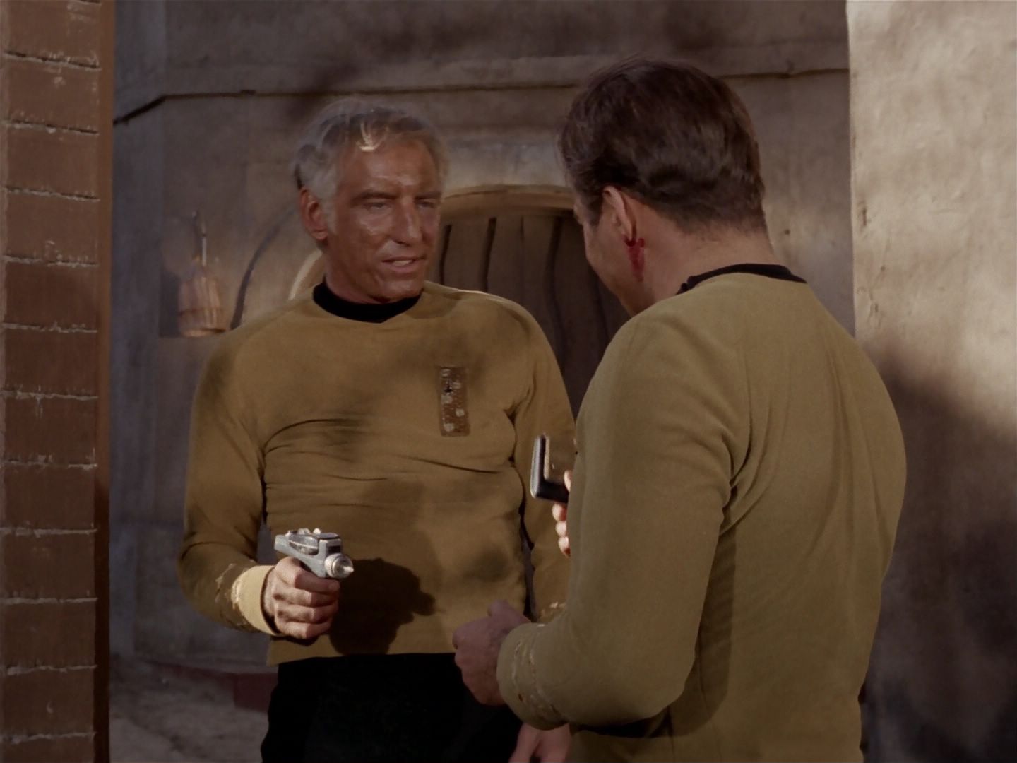 ariane179254_StarTrek_2x23_TheOmegaGlory_2135.jpg