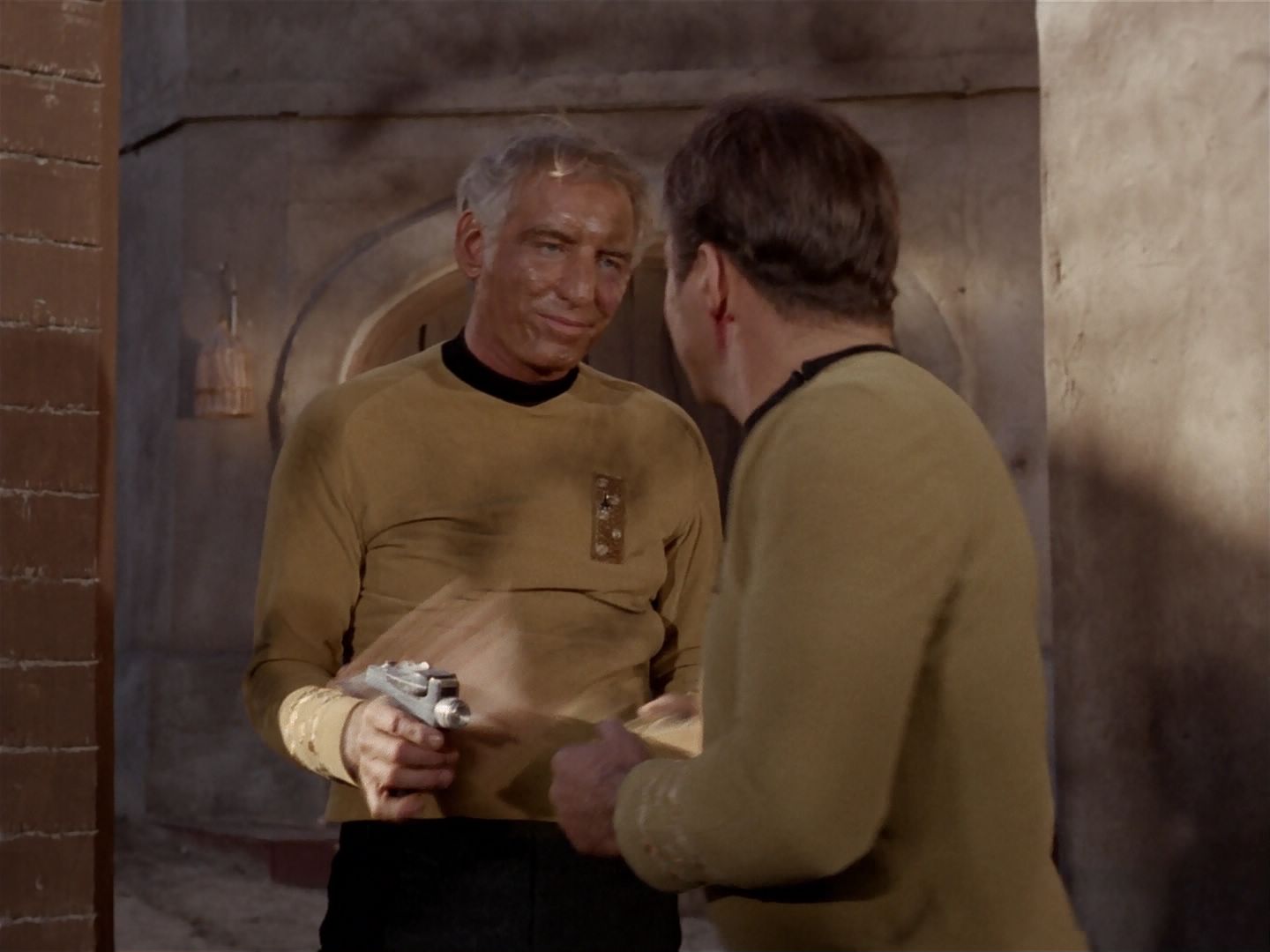 ariane179254_StarTrek_2x23_TheOmegaGlory_2136.jpg