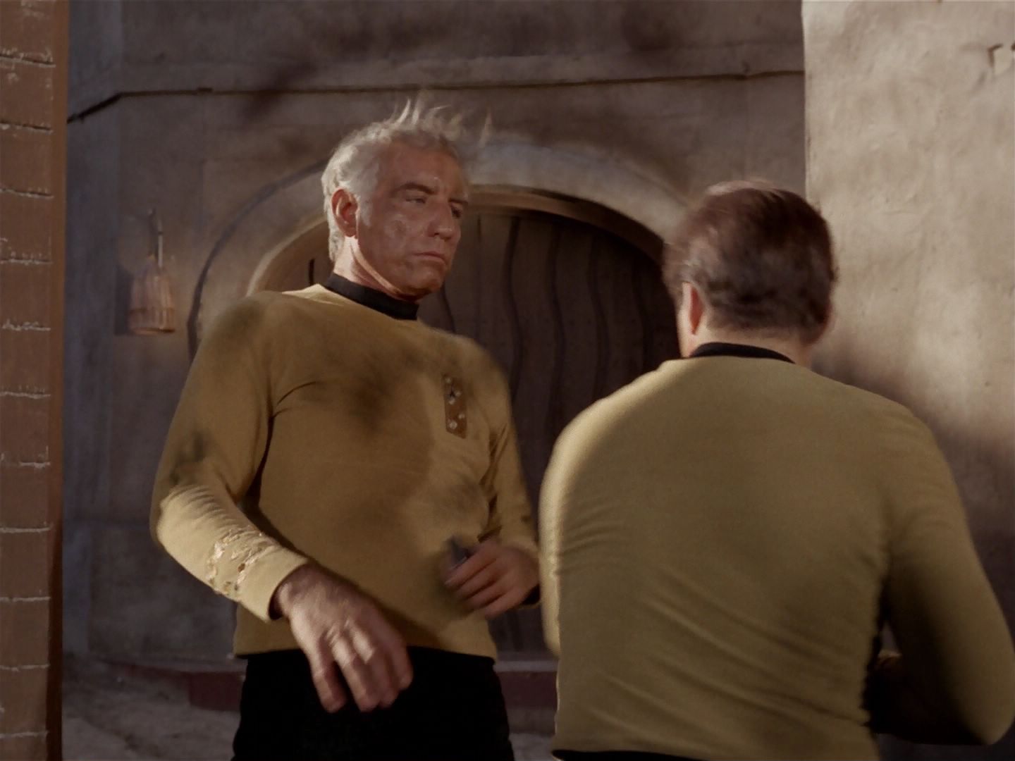 ariane179254_StarTrek_2x23_TheOmegaGlory_2137.jpg