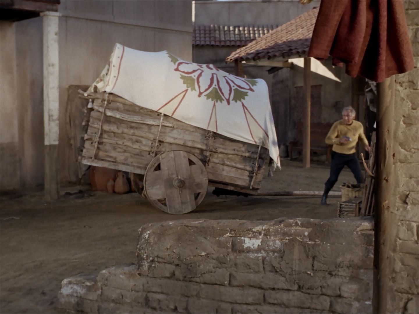 ariane179254_StarTrek_2x23_TheOmegaGlory_2146.jpg