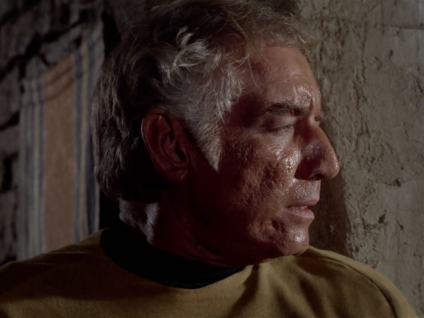 ariane179254_StarTrek_2x23_TheOmegaGlory_2163.jpg