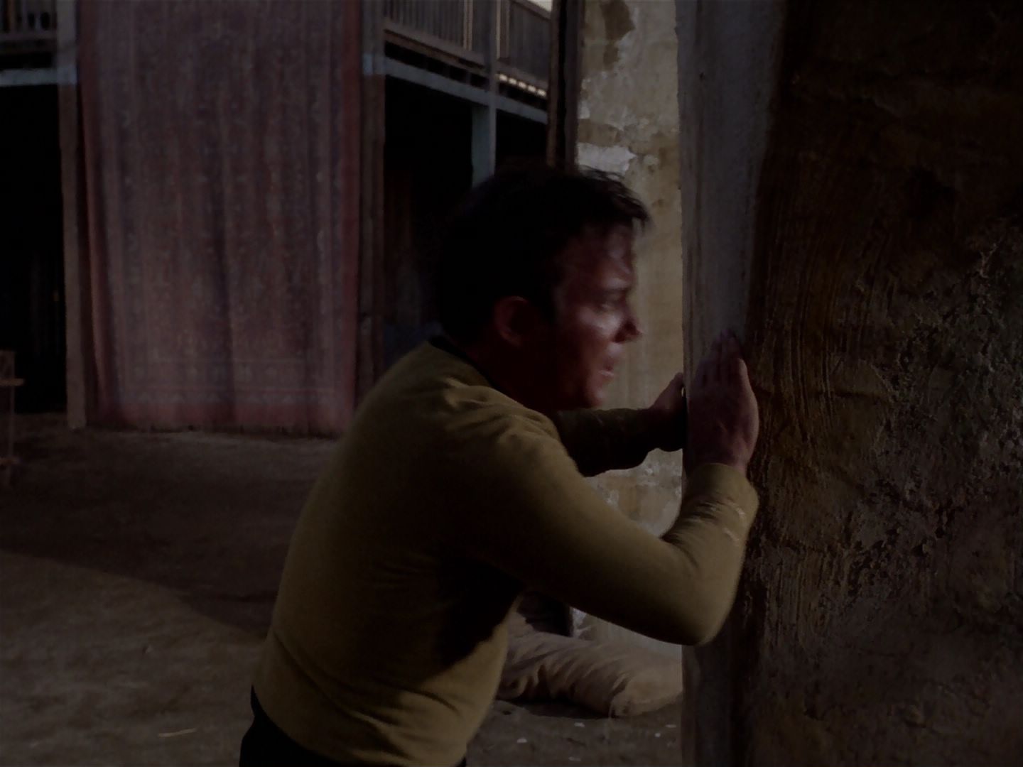 ariane179254_StarTrek_2x23_TheOmegaGlory_2169.jpg
