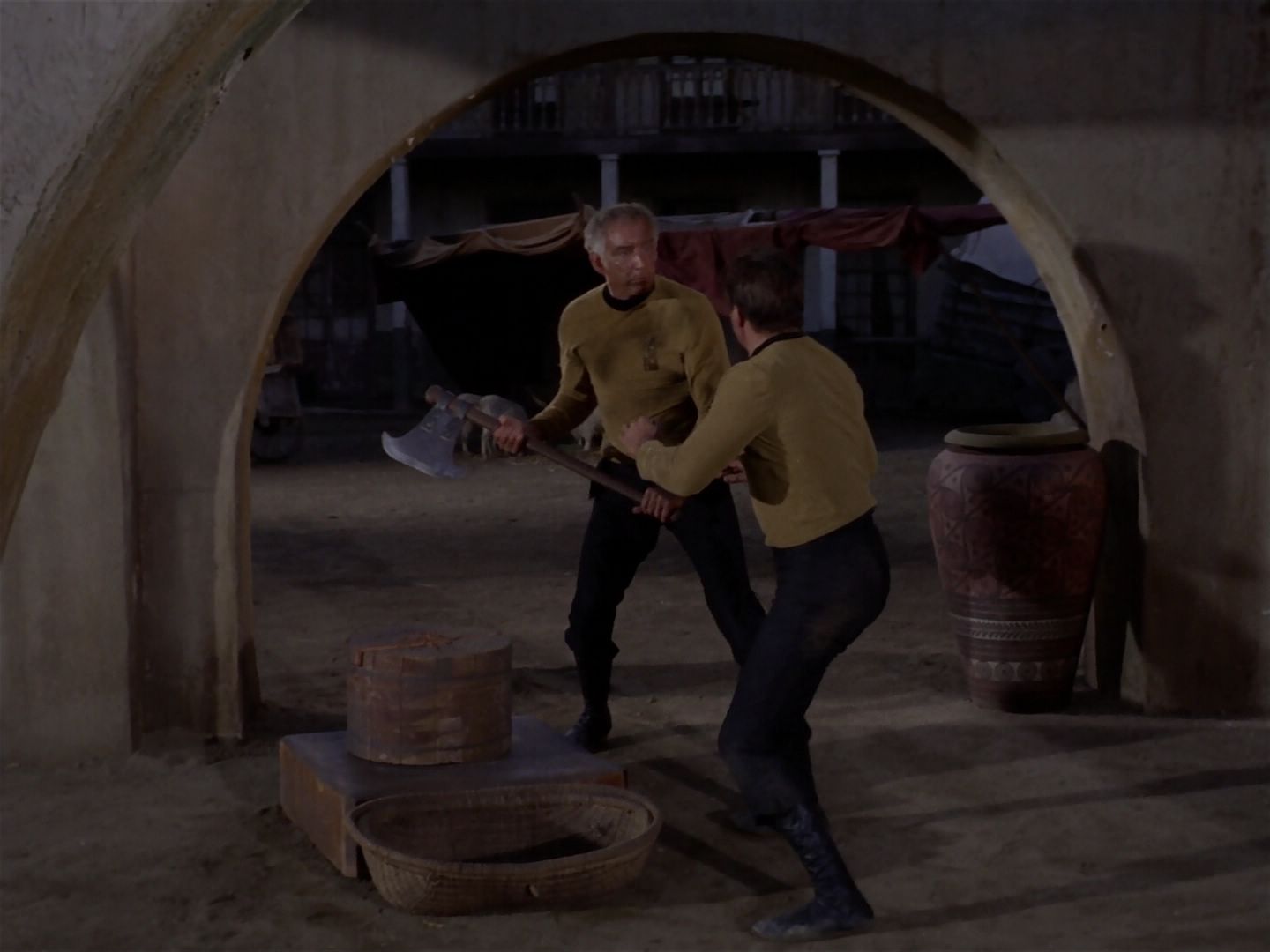 ariane179254_StarTrek_2x23_TheOmegaGlory_2190.jpg