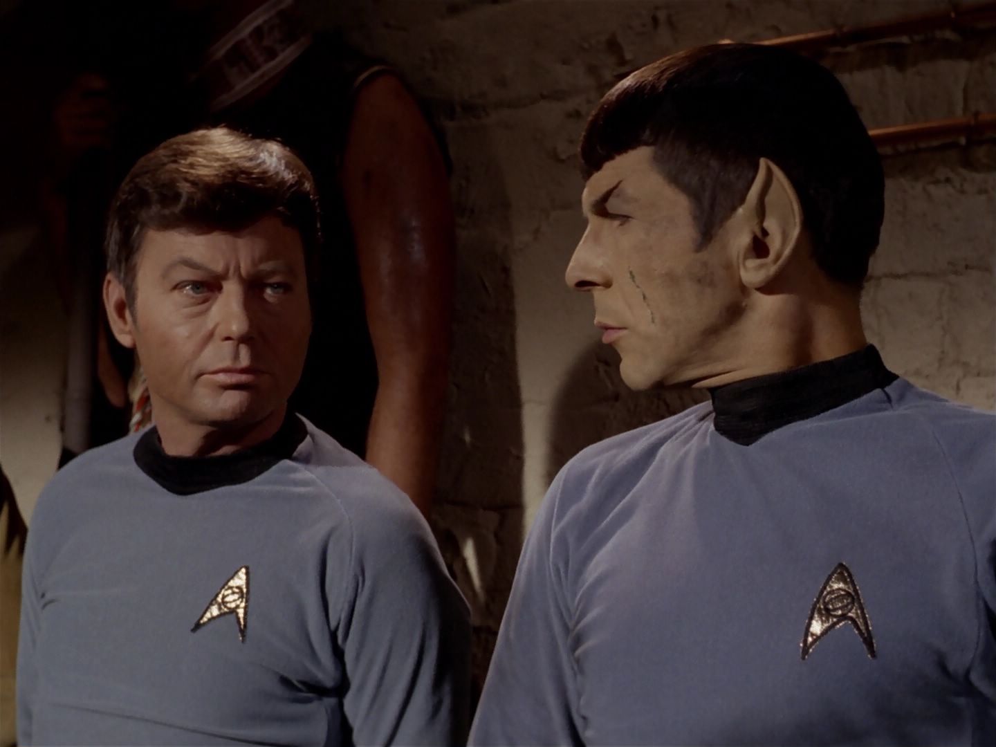 ariane179254_StarTrek_2x23_TheOmegaGlory_2343.jpg