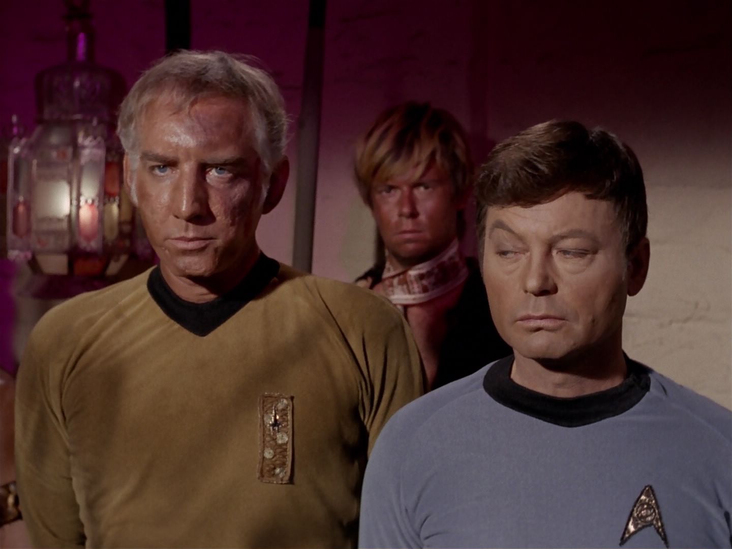 ariane179254_StarTrek_2x23_TheOmegaGlory_2419.jpg