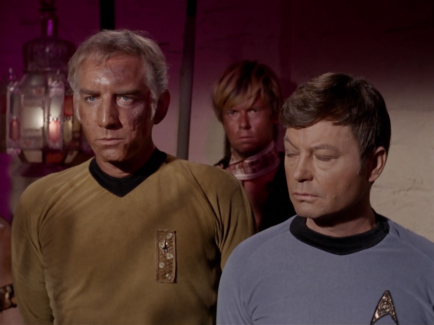 ariane179254_StarTrek_2x23_TheOmegaGlory_2420.jpg