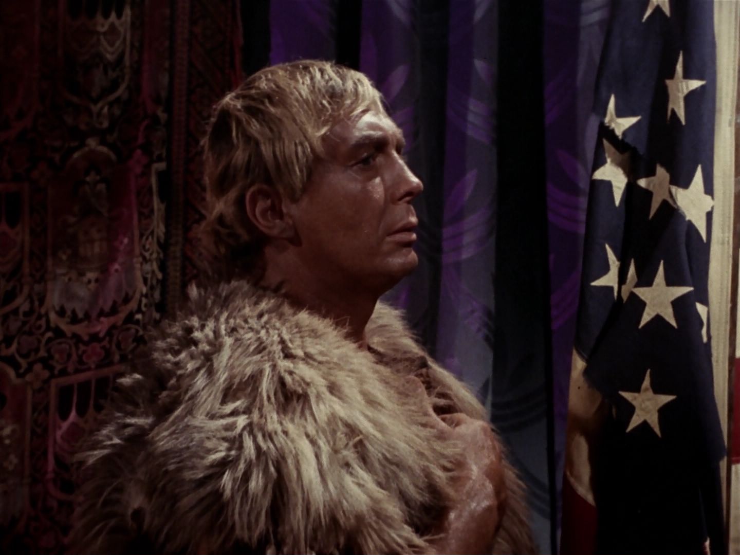 ariane179254_StarTrek_2x23_TheOmegaGlory_2485.jpg