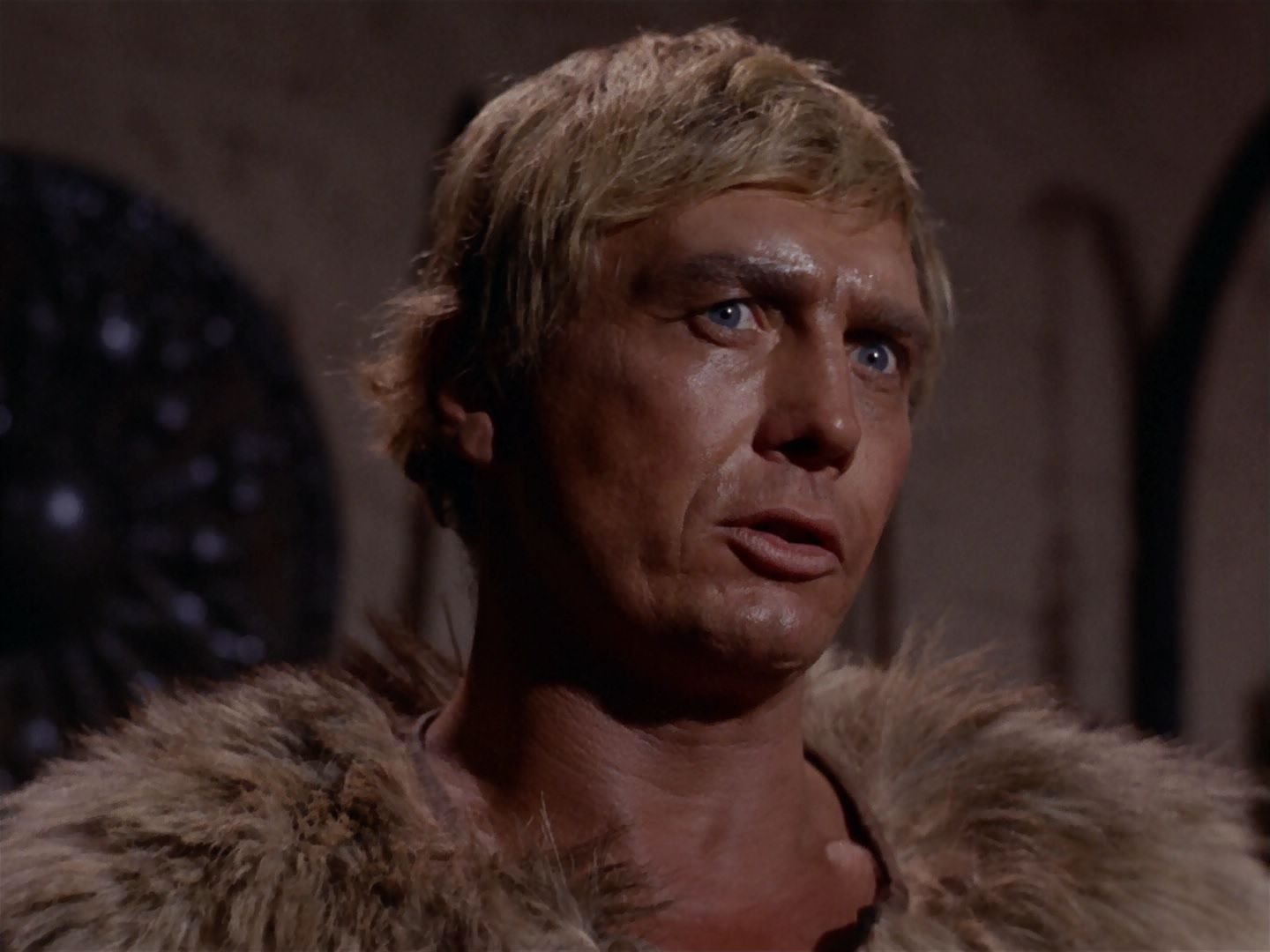 ariane179254_StarTrek_2x23_TheOmegaGlory_2682.jpg