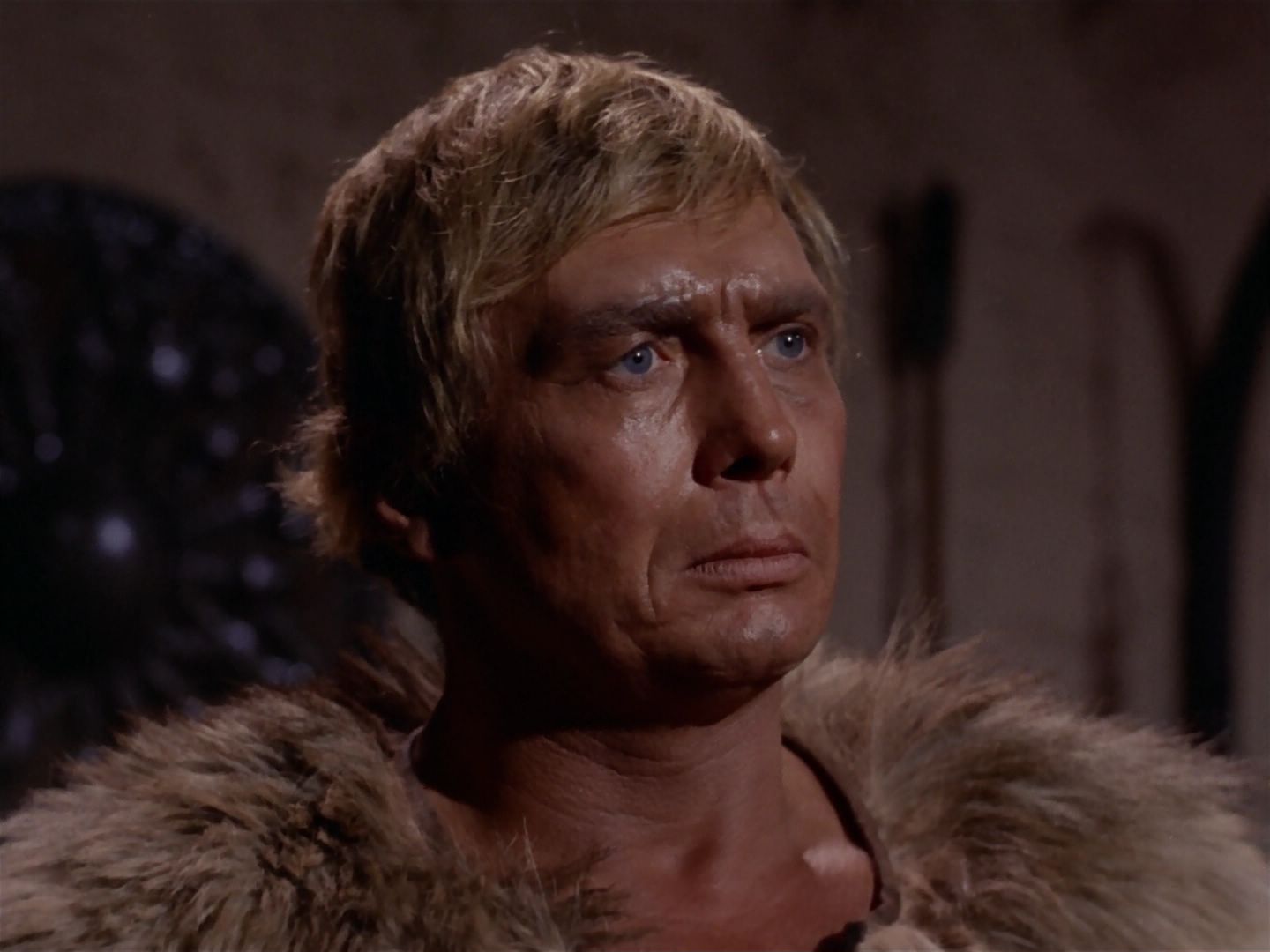 ariane179254_StarTrek_2x23_TheOmegaGlory_2752.jpg