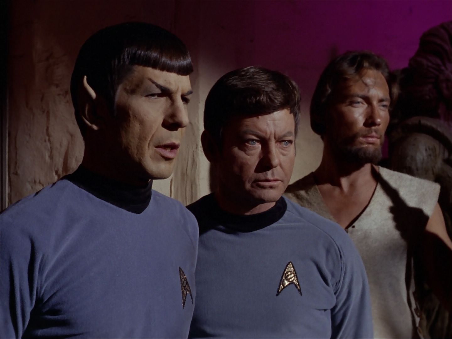 ariane179254_StarTrek_2x23_TheOmegaGlory_2839.jpg