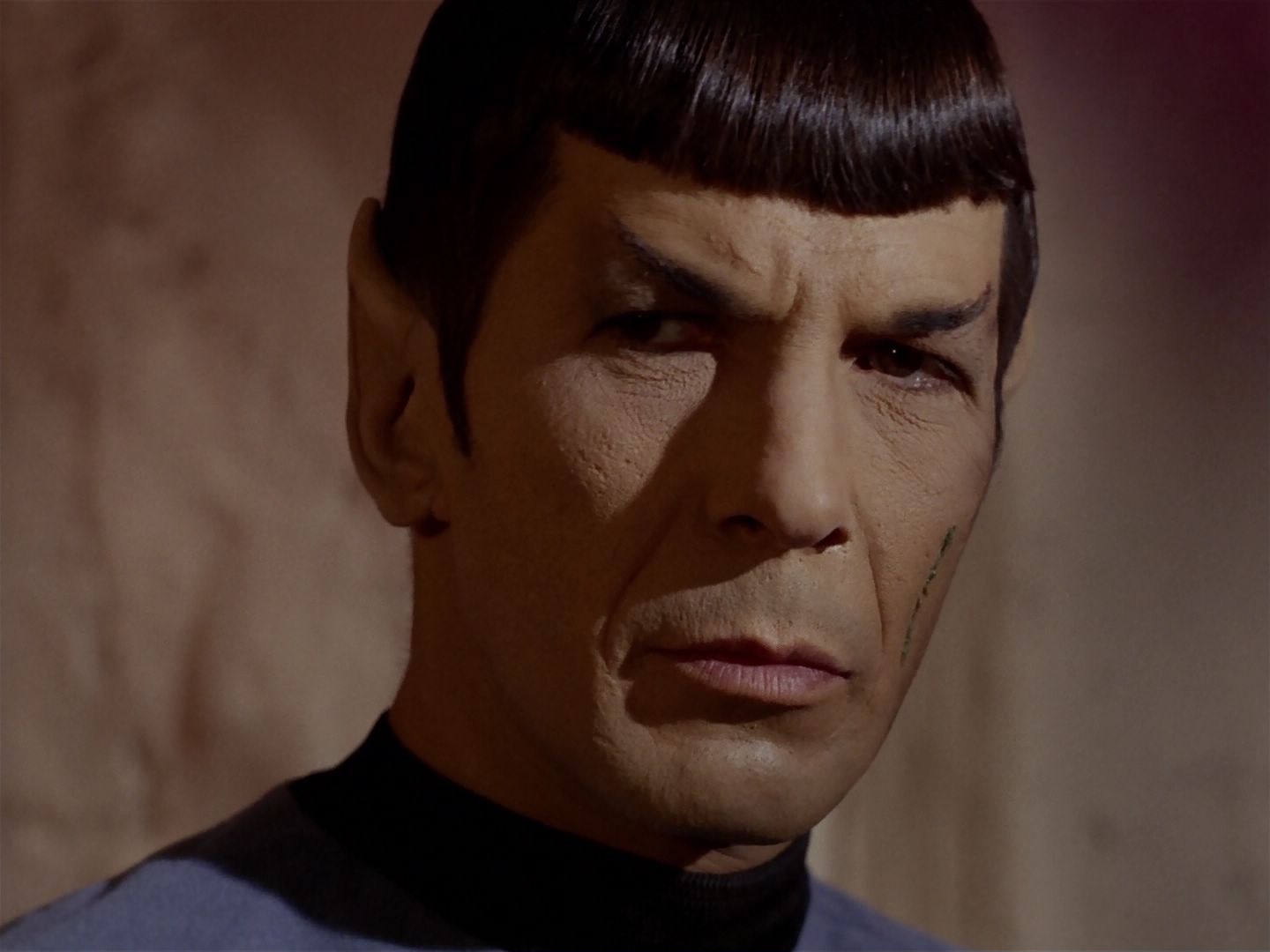 ariane179254_StarTrek_2x23_TheOmegaGlory_2848.jpg