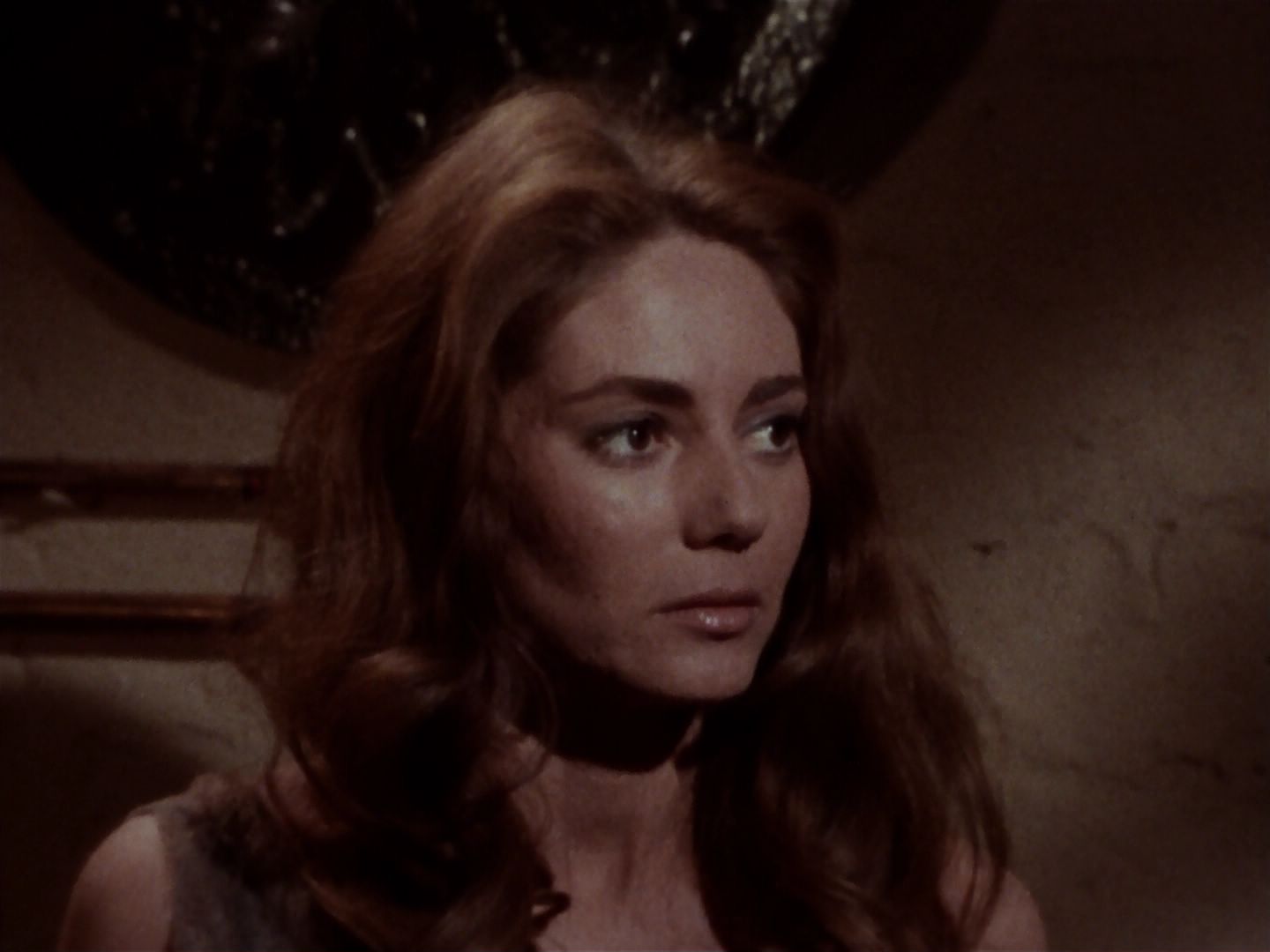 ariane179254_StarTrek_2x23_TheOmegaGlory_2866.jpg