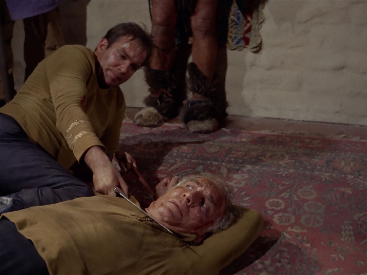 ariane179254_StarTrek_2x23_TheOmegaGlory_2962.jpg