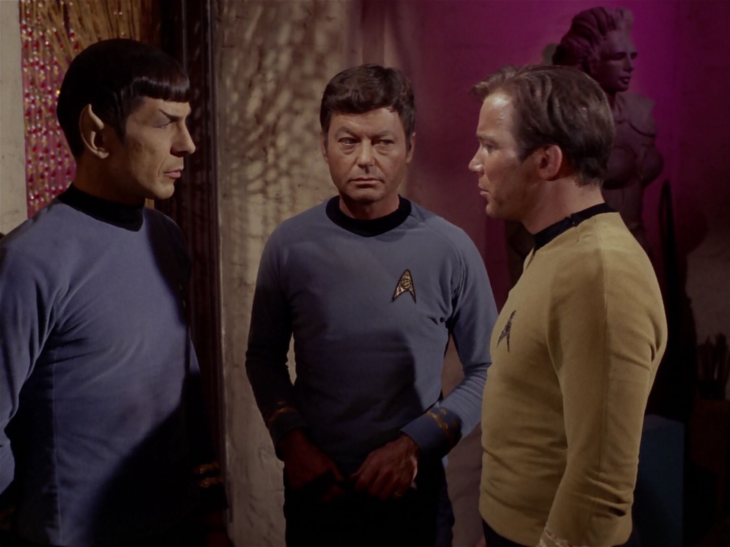 ariane179254_StarTrek_2x23_TheOmegaGlory_3189.jpg