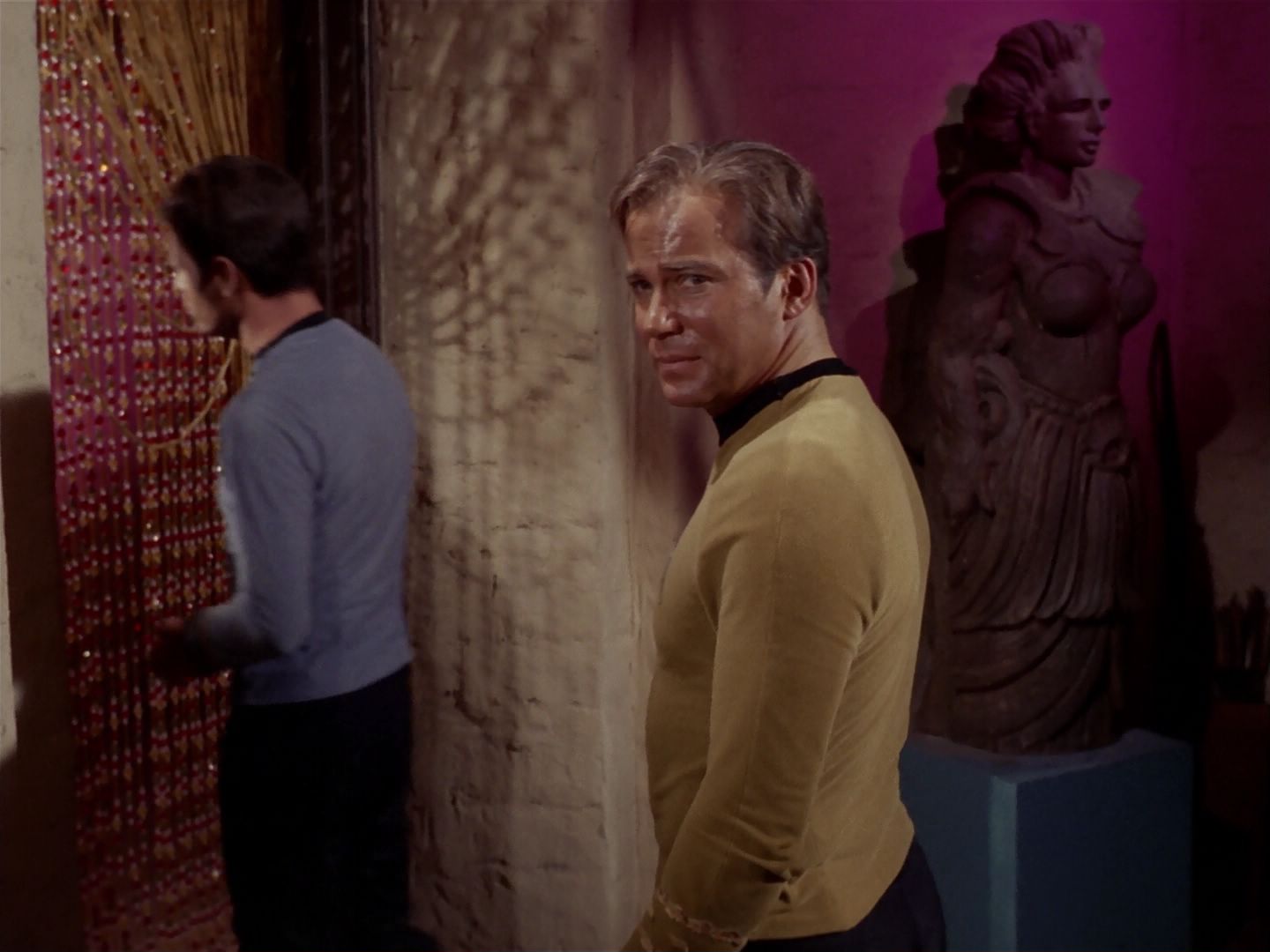 ariane179254_StarTrek_2x23_TheOmegaGlory_3205.jpg