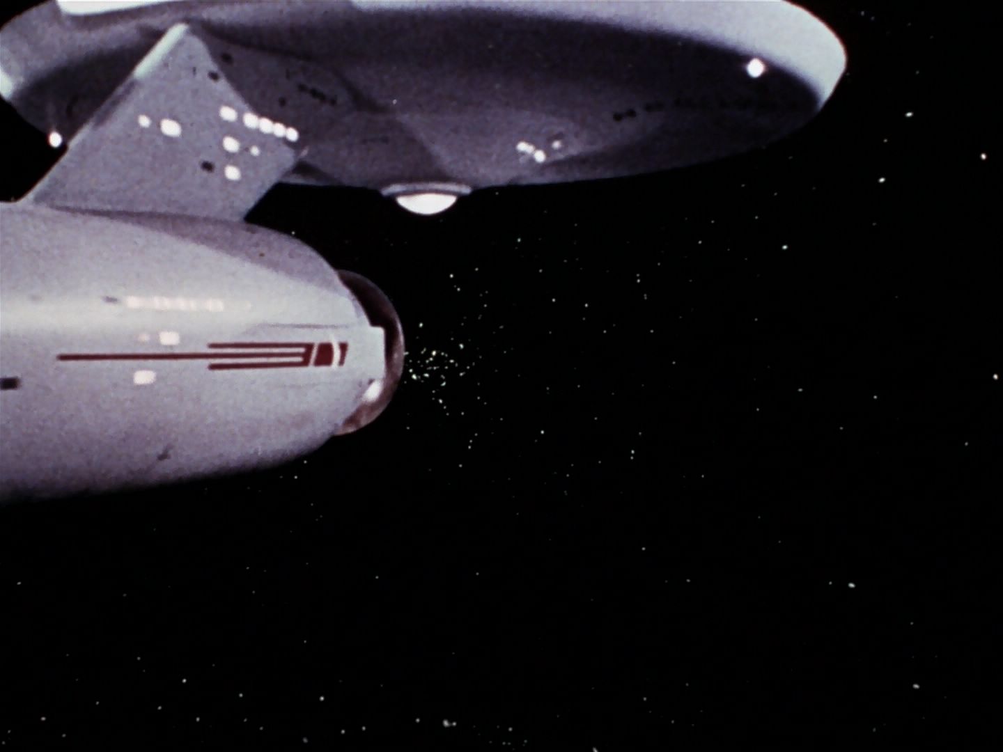 ariane179254_StarTrek_2x23_TheOmegaGlory_3235.jpg