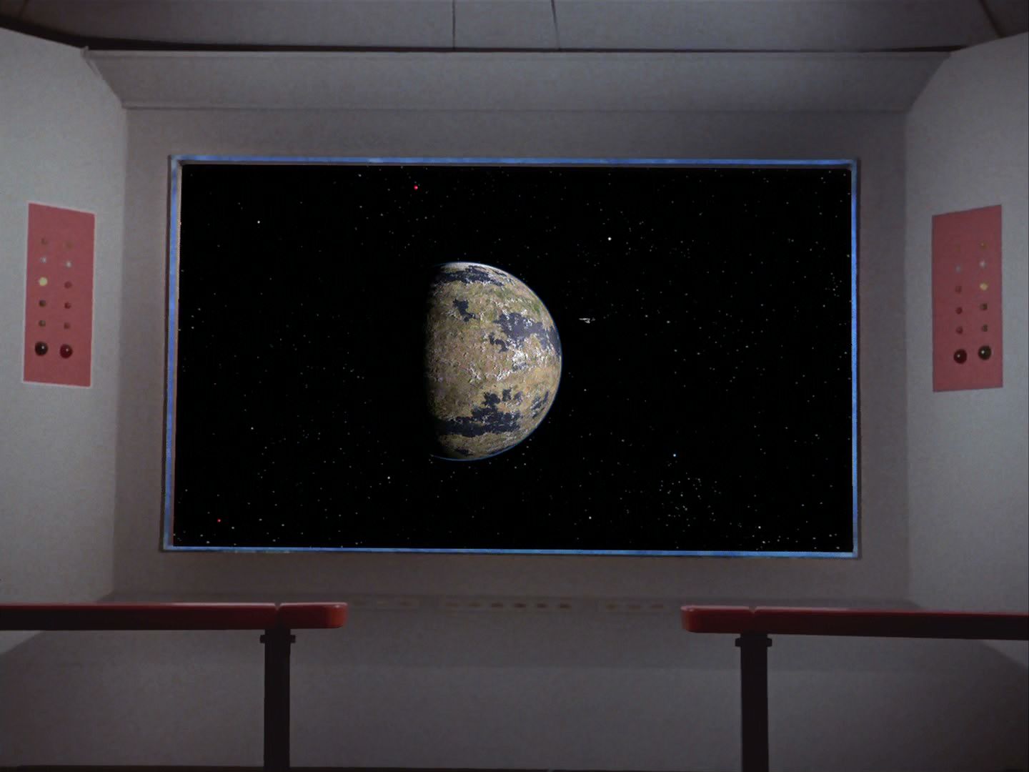 ariane179254_StarTrek_2x23_TheOmegaGlory-NewEffects_0077.jpg