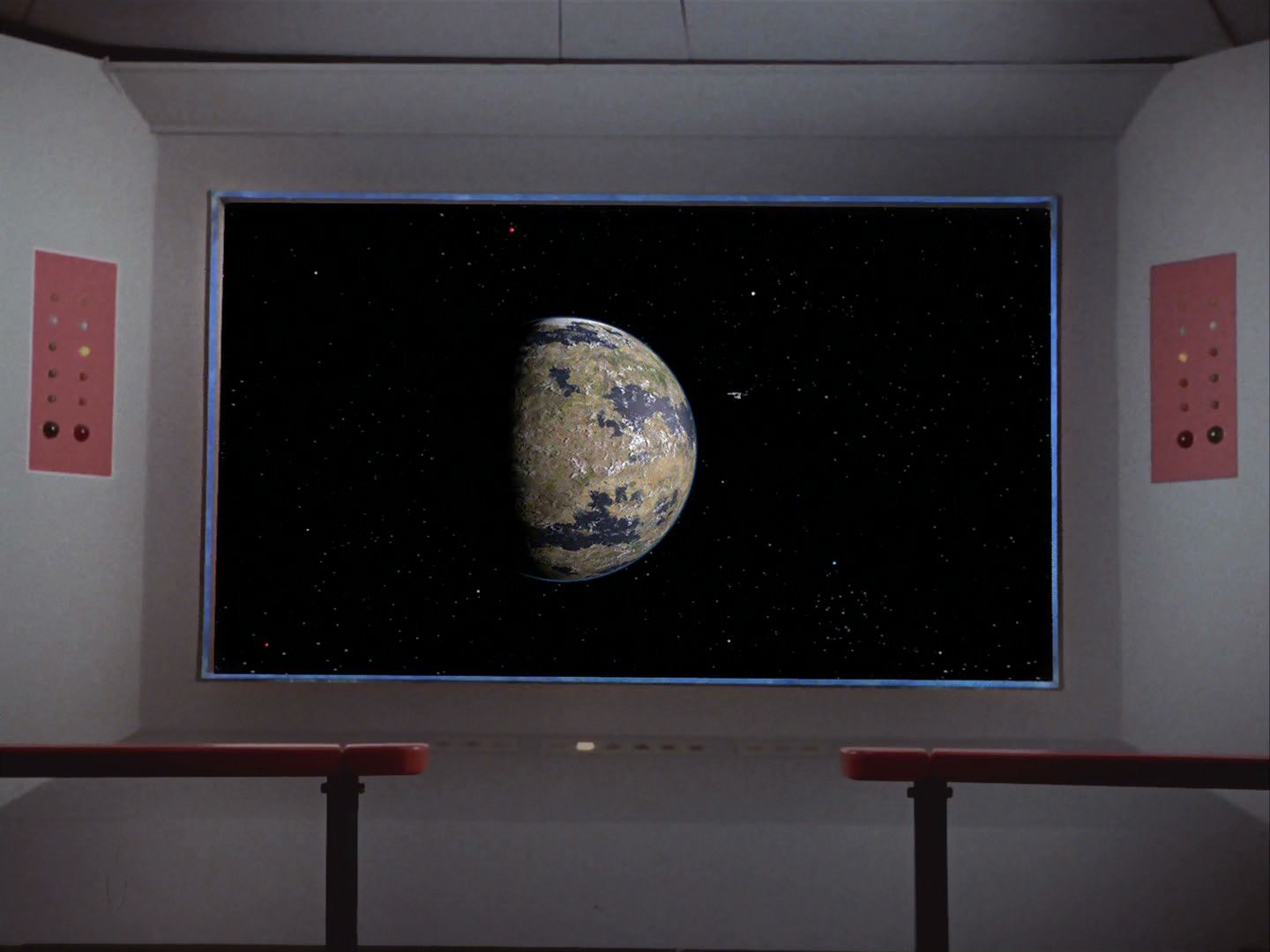 ariane179254_StarTrek_2x23_TheOmegaGlory-NewEffects_0078.jpg