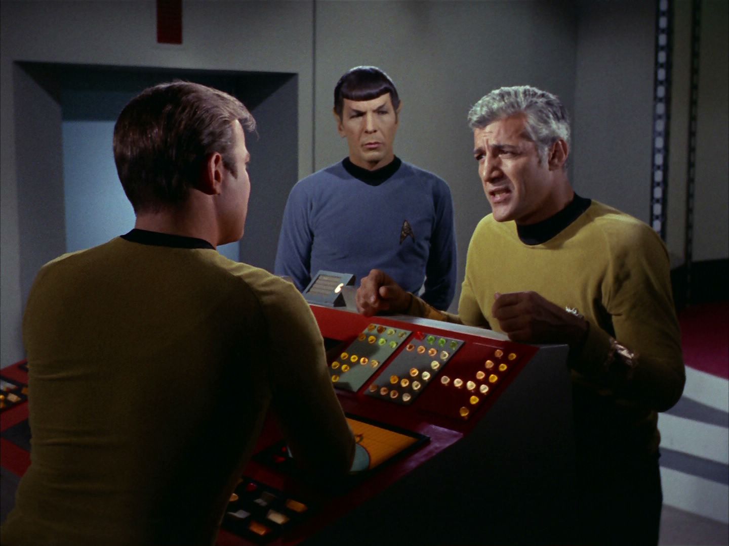 ariane179254_StarTrek_2x24_TheUltimateComputer_0090.jpg