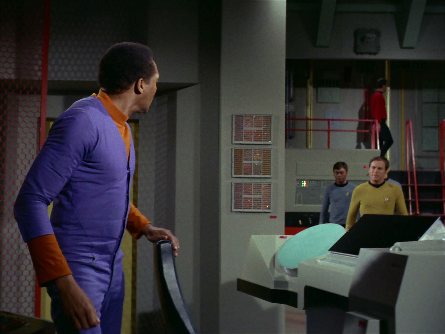 ariane179254_StarTrek_2x24_TheUltimateComputer_0146.jpg