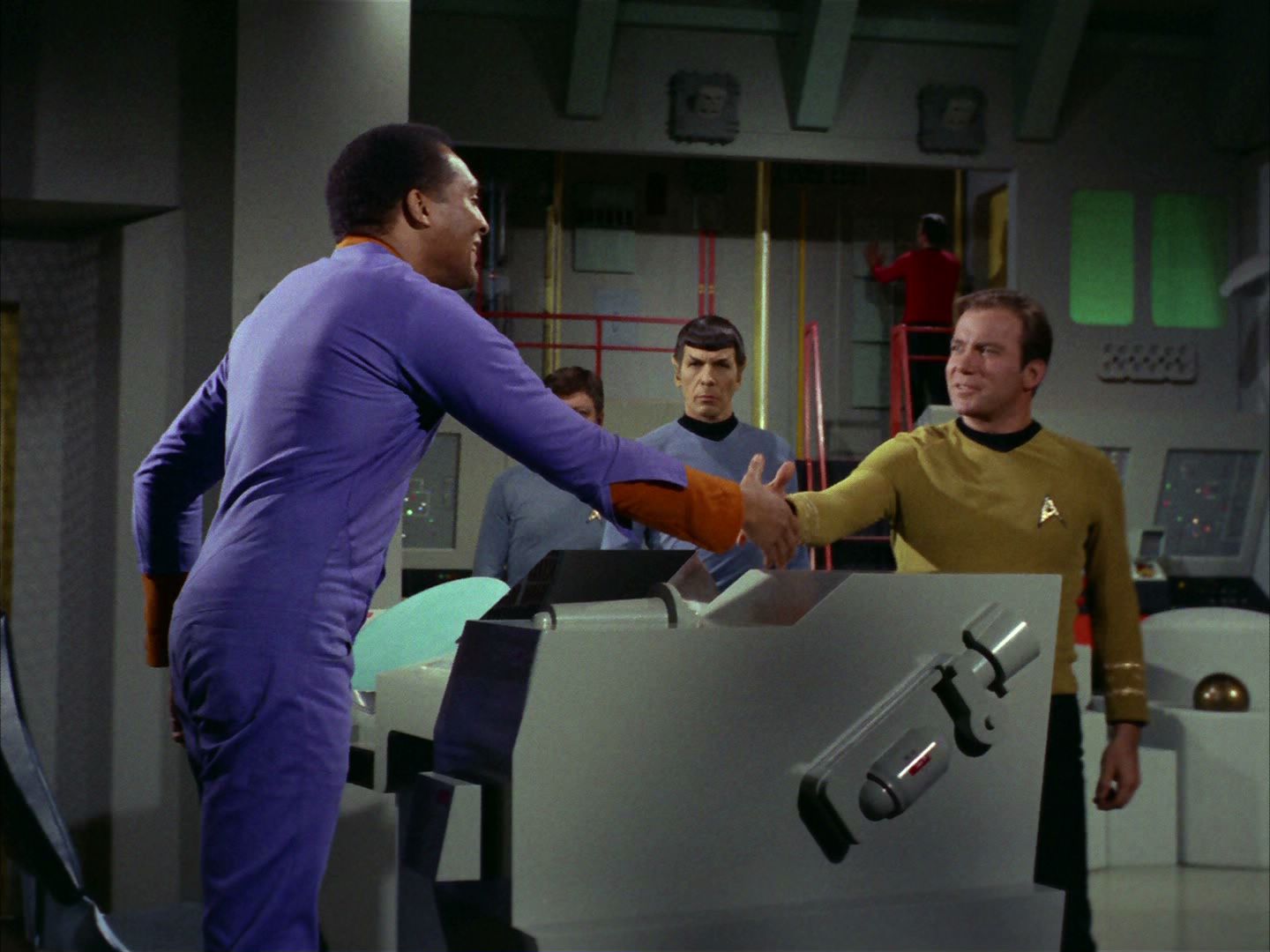 ariane179254_StarTrek_2x24_TheUltimateComputer_0148.jpg