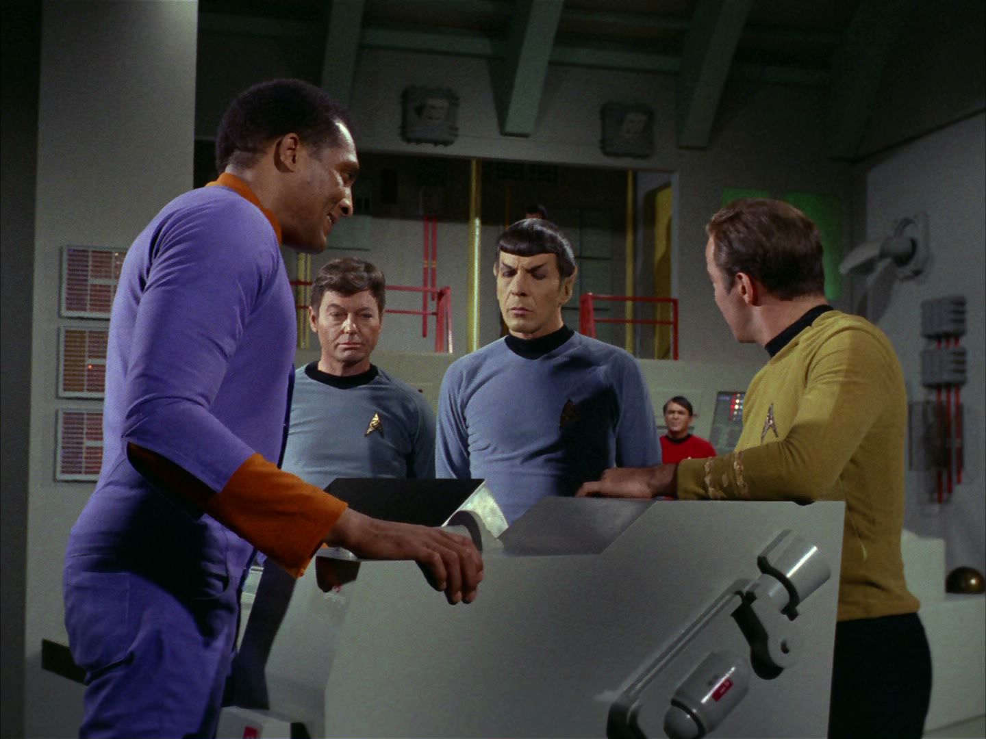 ariane179254_StarTrek_2x24_TheUltimateComputer_0162.jpg