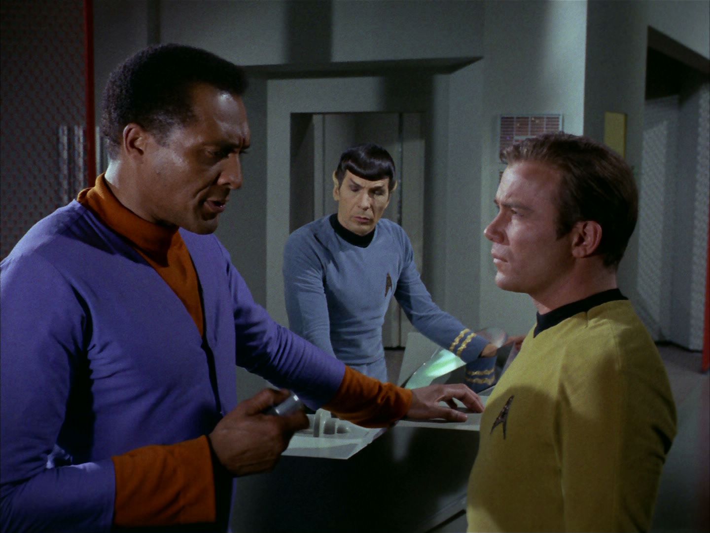 ariane179254_StarTrek_2x24_TheUltimateComputer_0492.jpg