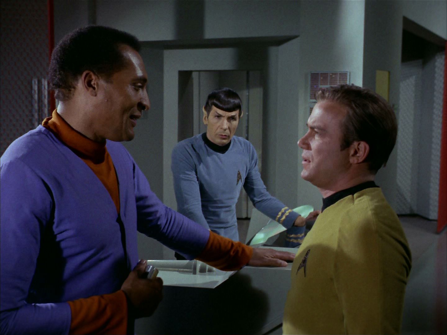 ariane179254_StarTrek_2x24_TheUltimateComputer_0507.jpg