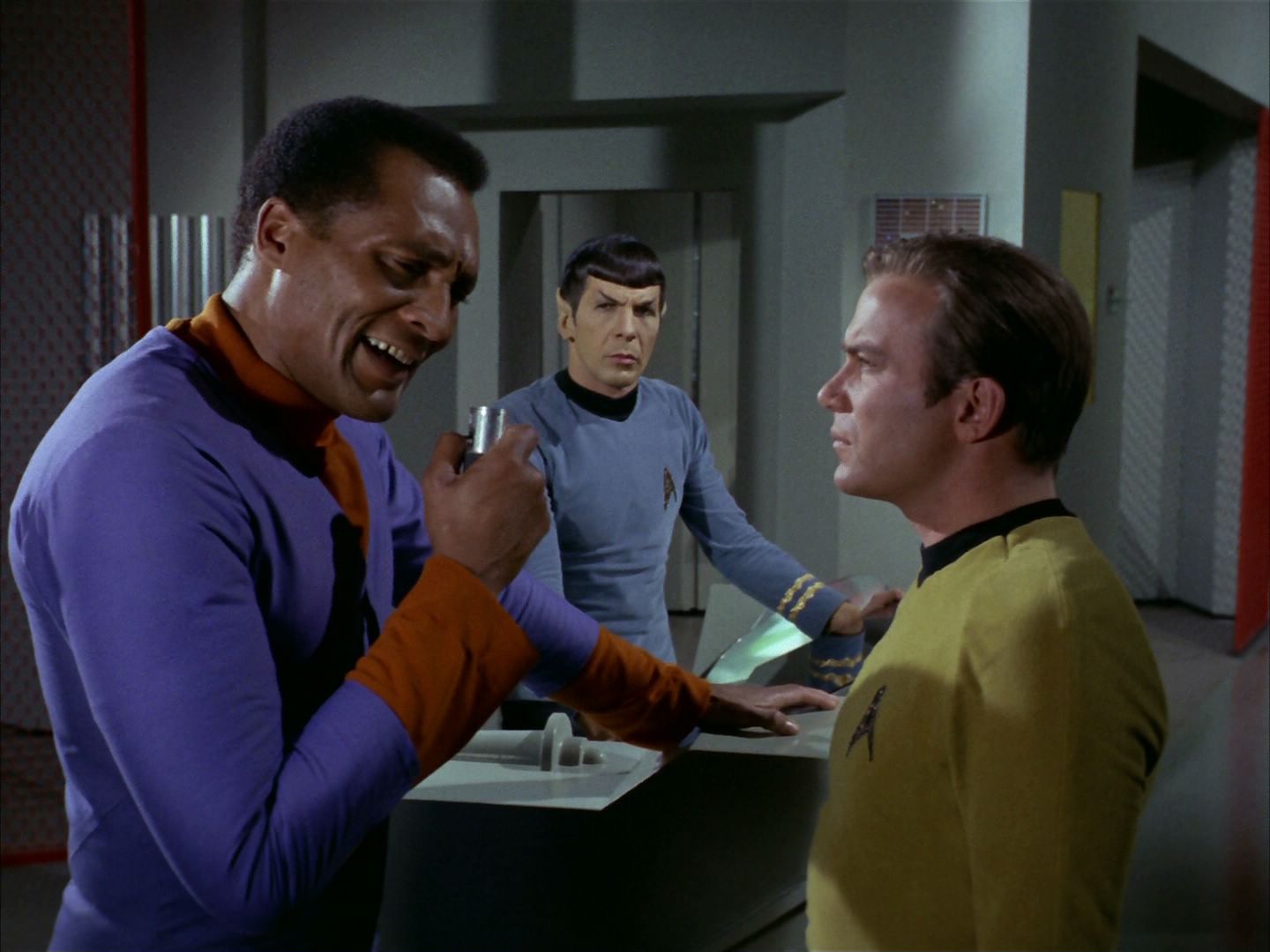 ariane179254_StarTrek_2x24_TheUltimateComputer_0512.jpg