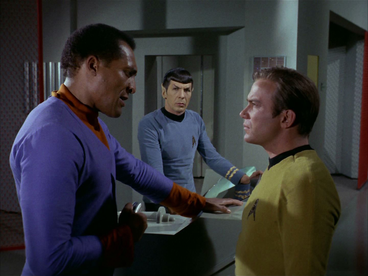 ariane179254_StarTrek_2x24_TheUltimateComputer_0513.jpg