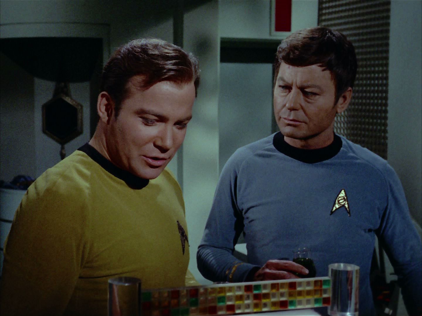 ariane179254_StarTrek_2x24_TheUltimateComputer_0724.jpg