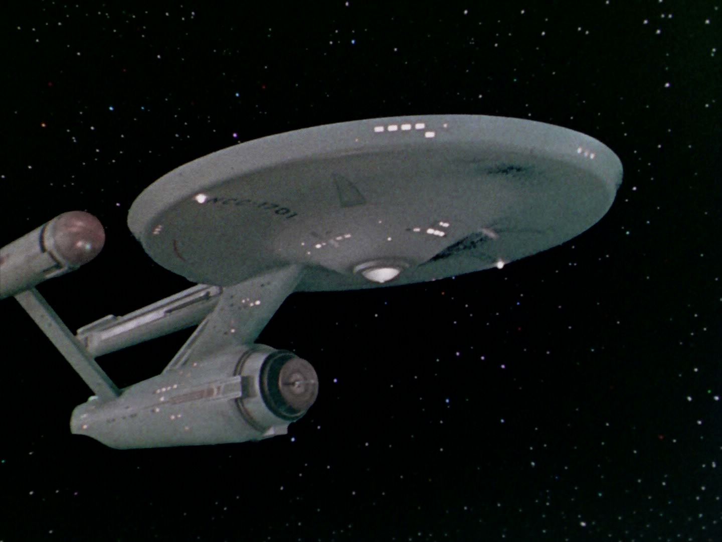 ariane179254_StarTrek_2x24_TheUltimateComputer_0825.jpg