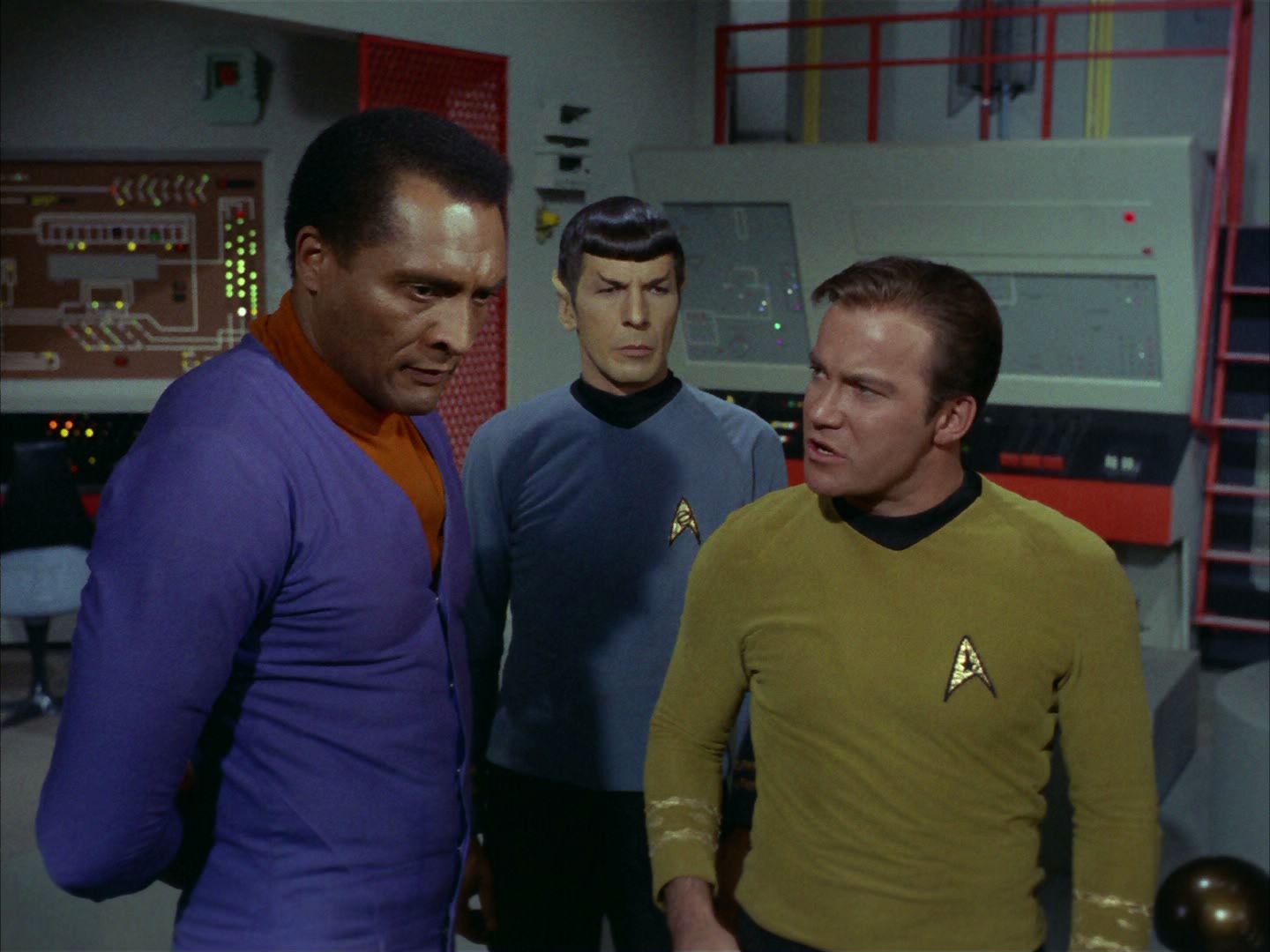 ariane179254_StarTrek_2x24_TheUltimateComputer_0900.jpg