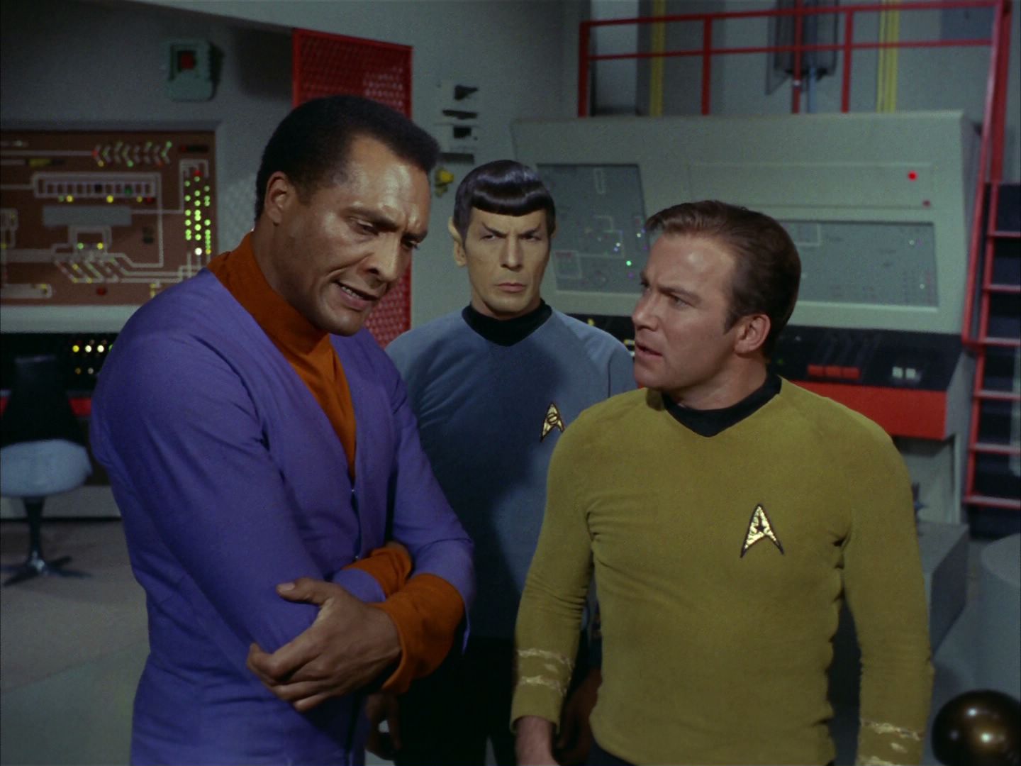 ariane179254_StarTrek_2x24_TheUltimateComputer_0906.jpg
