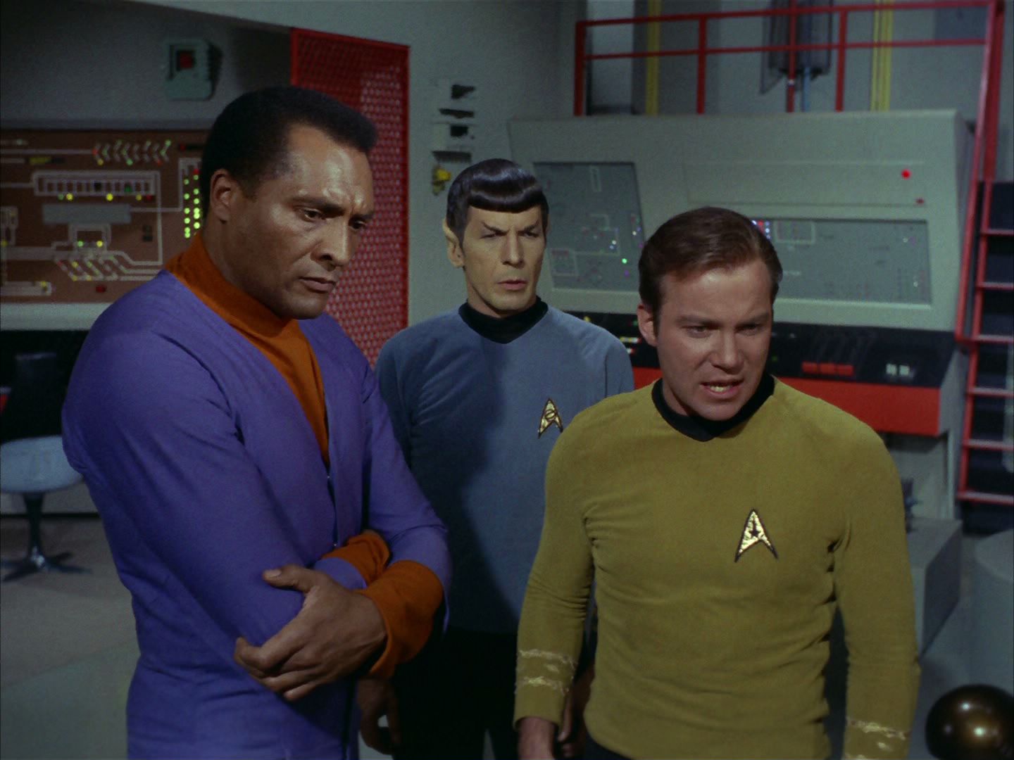 ariane179254_StarTrek_2x24_TheUltimateComputer_0907.jpg
