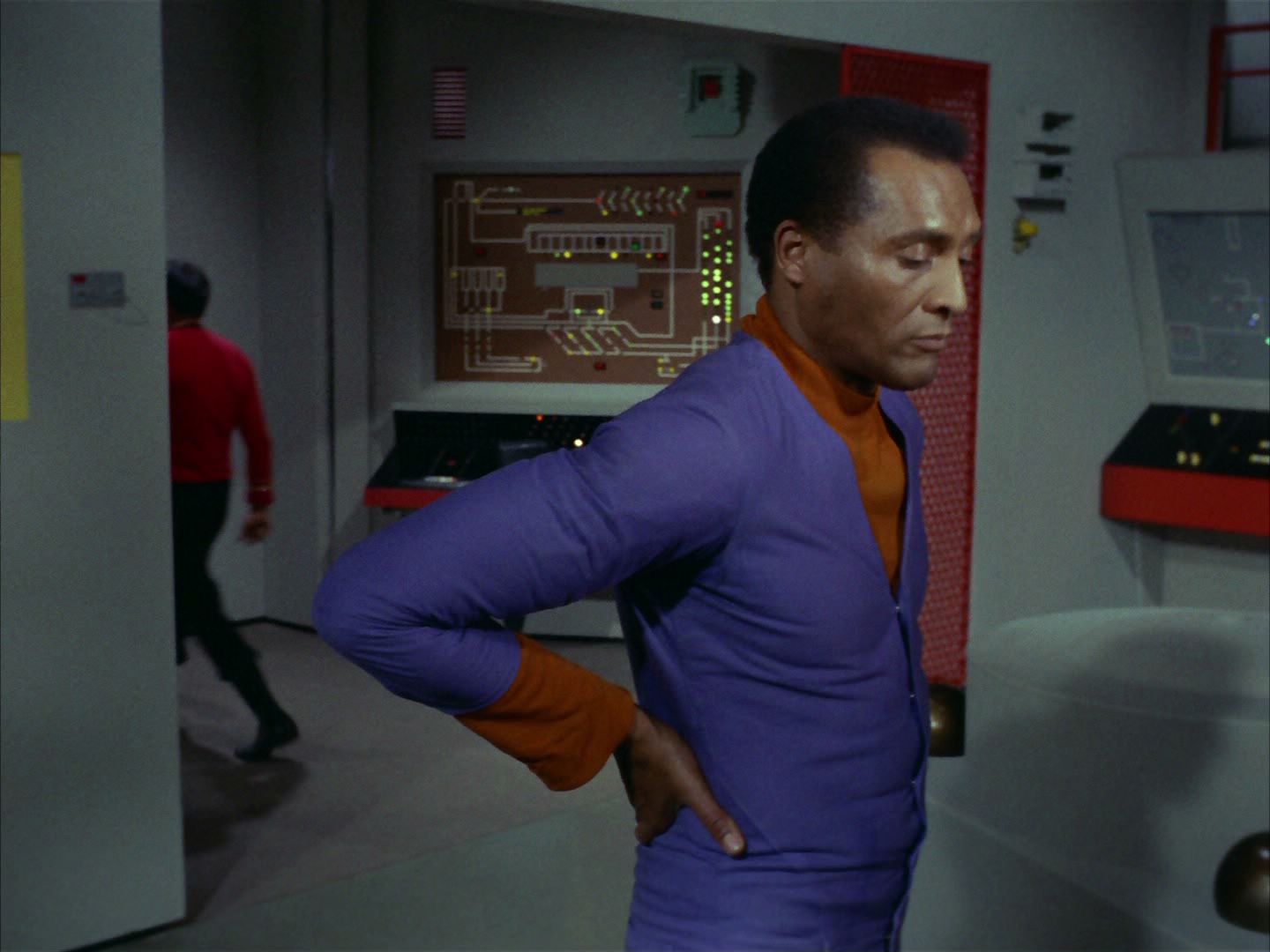 ariane179254_StarTrek_2x24_TheUltimateComputer_0914.jpg
