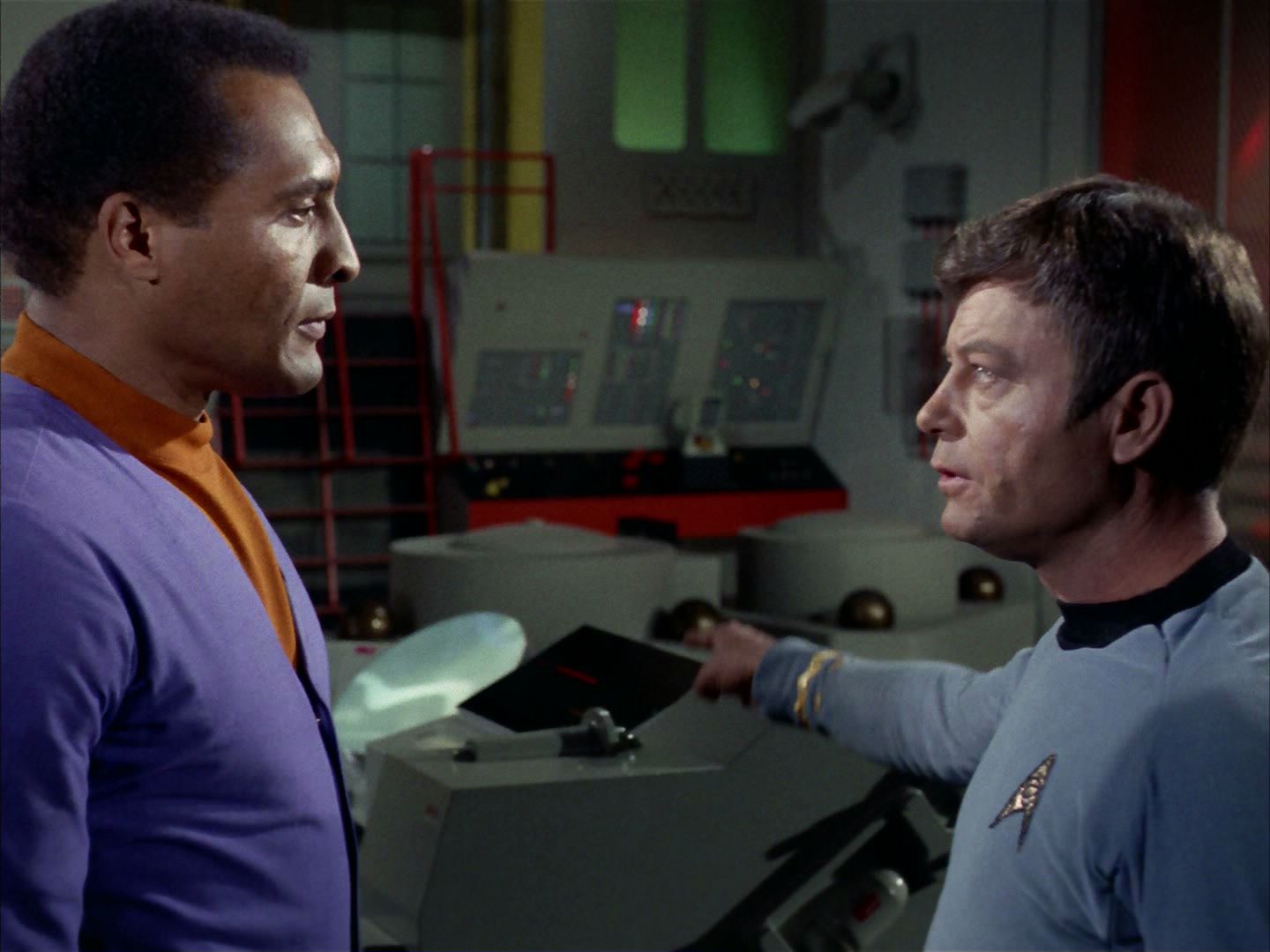 ariane179254_StarTrek_2x24_TheUltimateComputer_0961.jpg