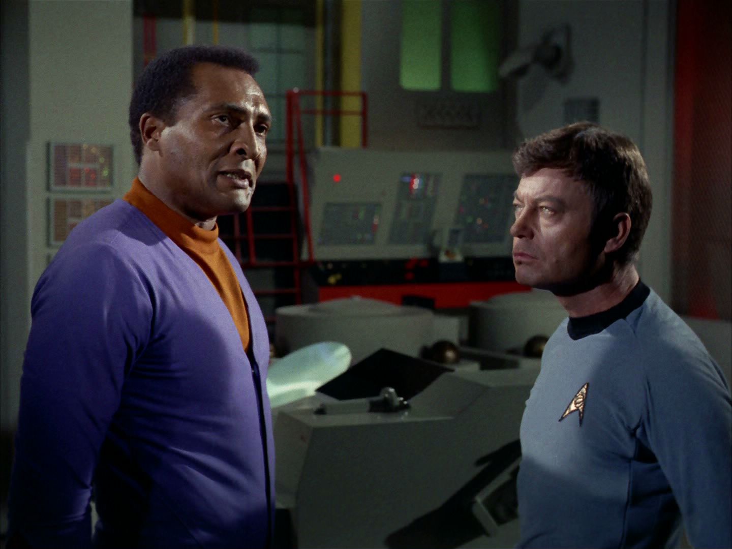 ariane179254_StarTrek_2x24_TheUltimateComputer_1007.jpg