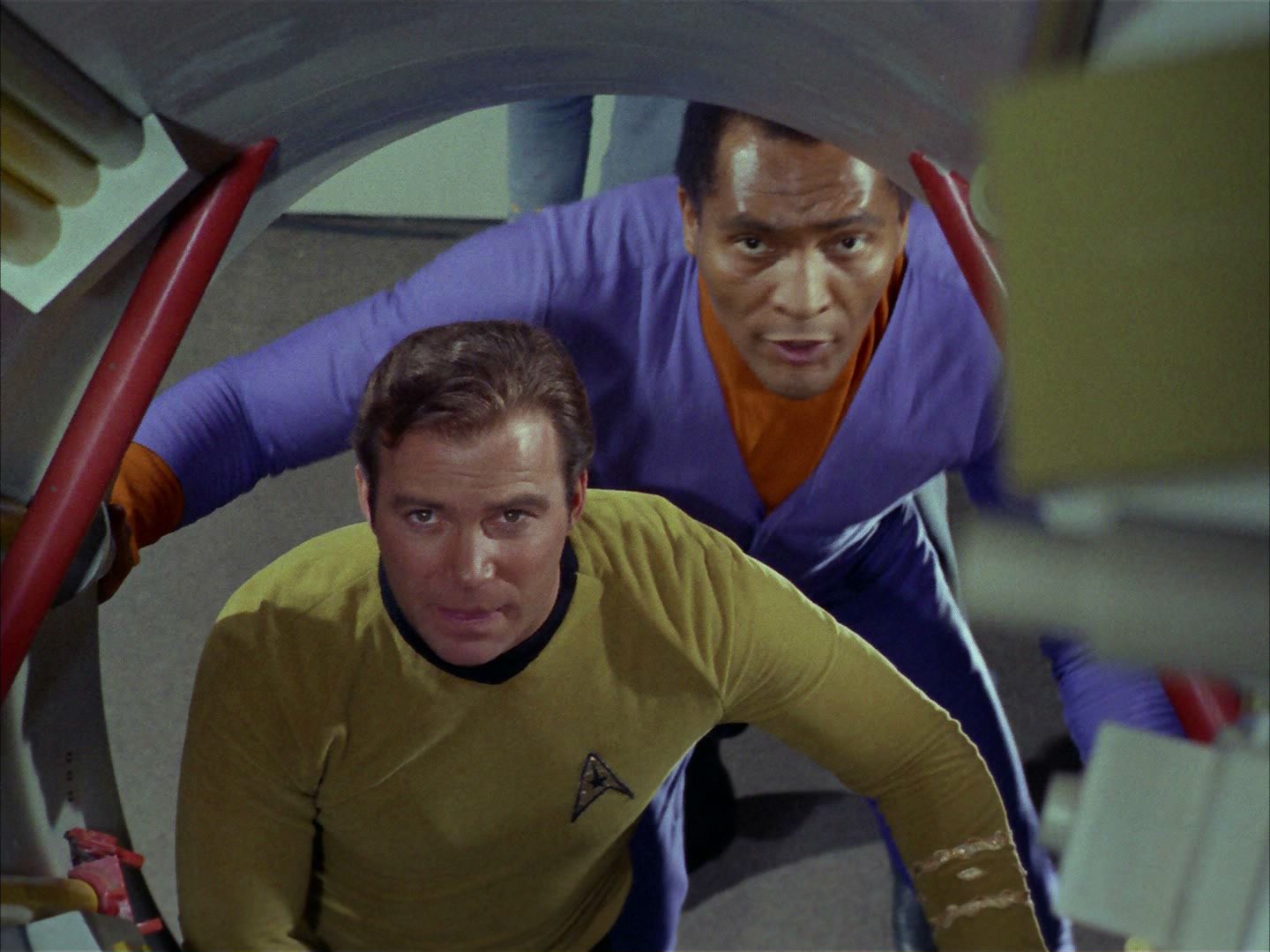 ariane179254_StarTrek_2x24_TheUltimateComputer_1072.jpg