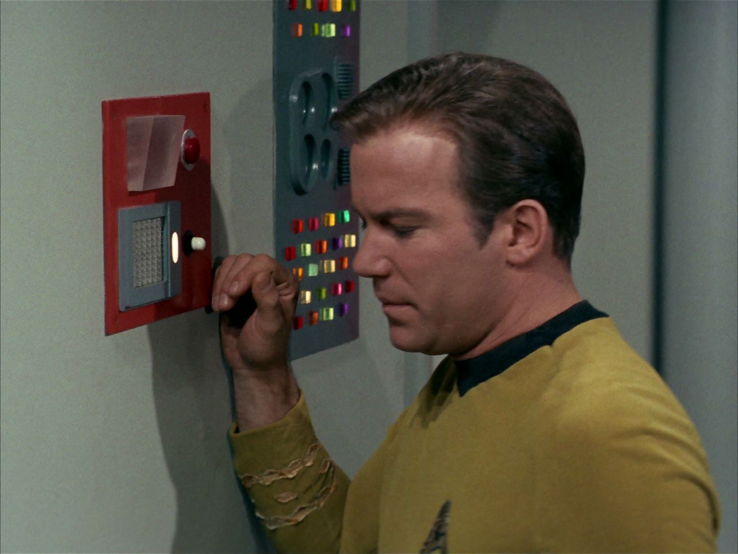 ariane179254_StarTrek_2x24_TheUltimateComputer_1161.jpg