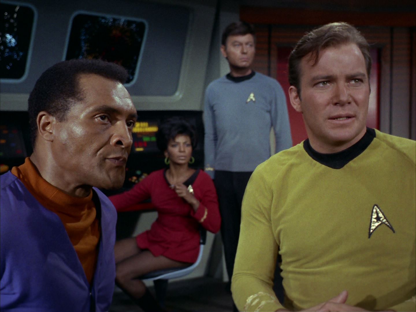 ariane179254_StarTrek_2x24_TheUltimateComputer_1324.jpg