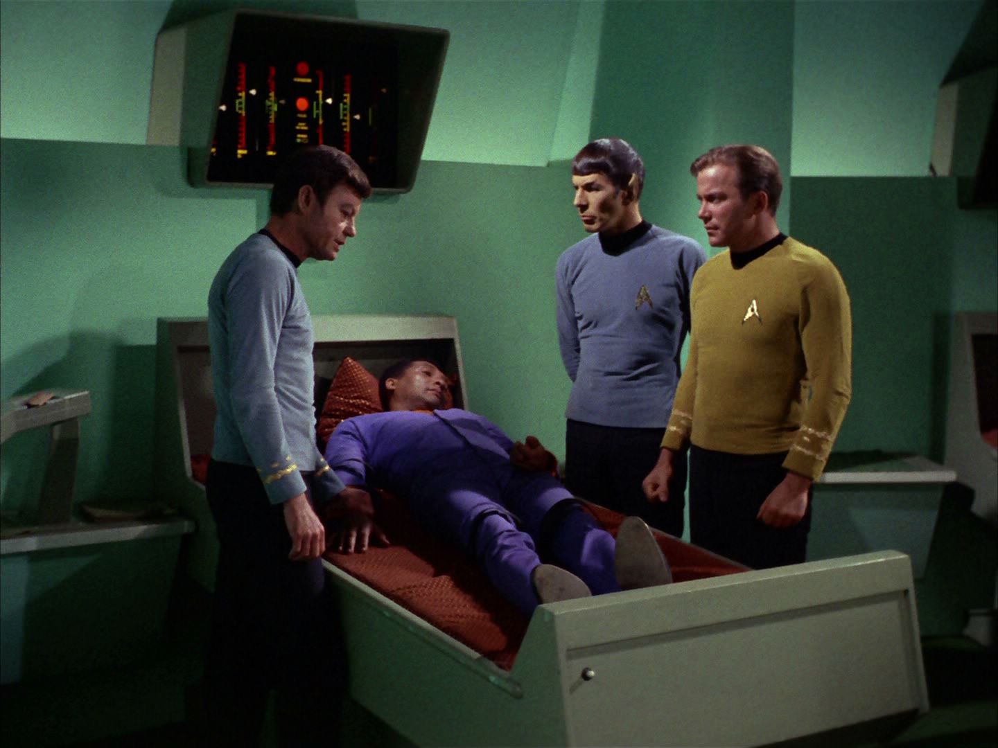 ariane179254_StarTrek_2x24_TheUltimateComputer_1580.jpg