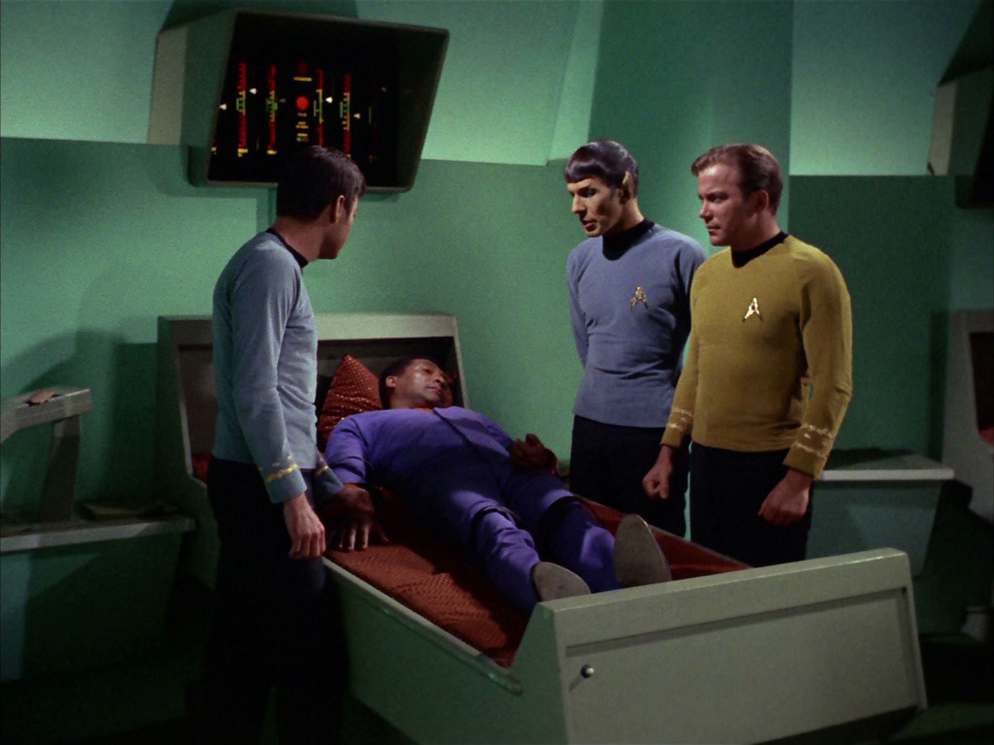 ariane179254_StarTrek_2x24_TheUltimateComputer_1581.jpg
