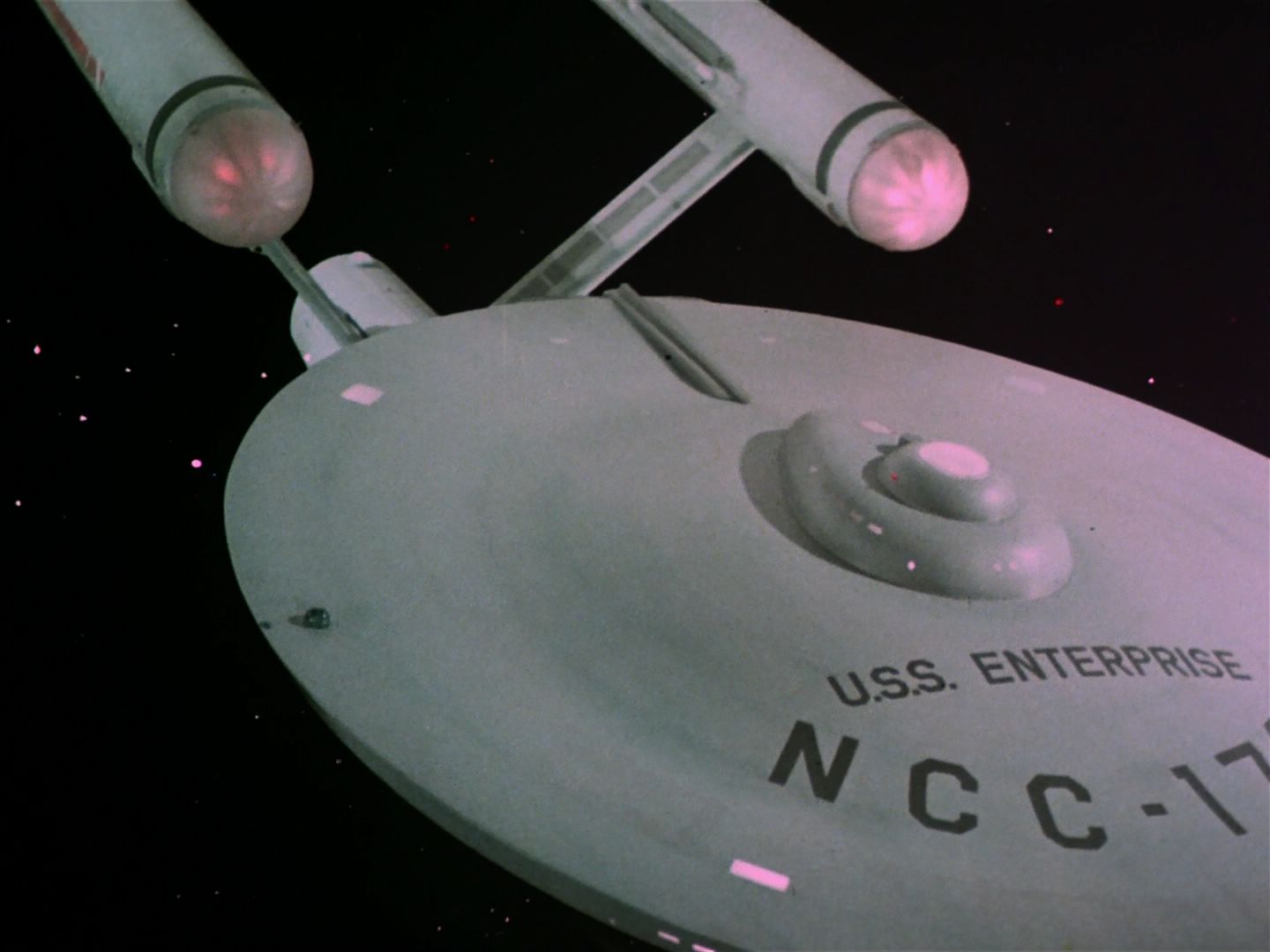 ariane179254_StarTrek_2x25_BreadAndCircuses_0005.jpg